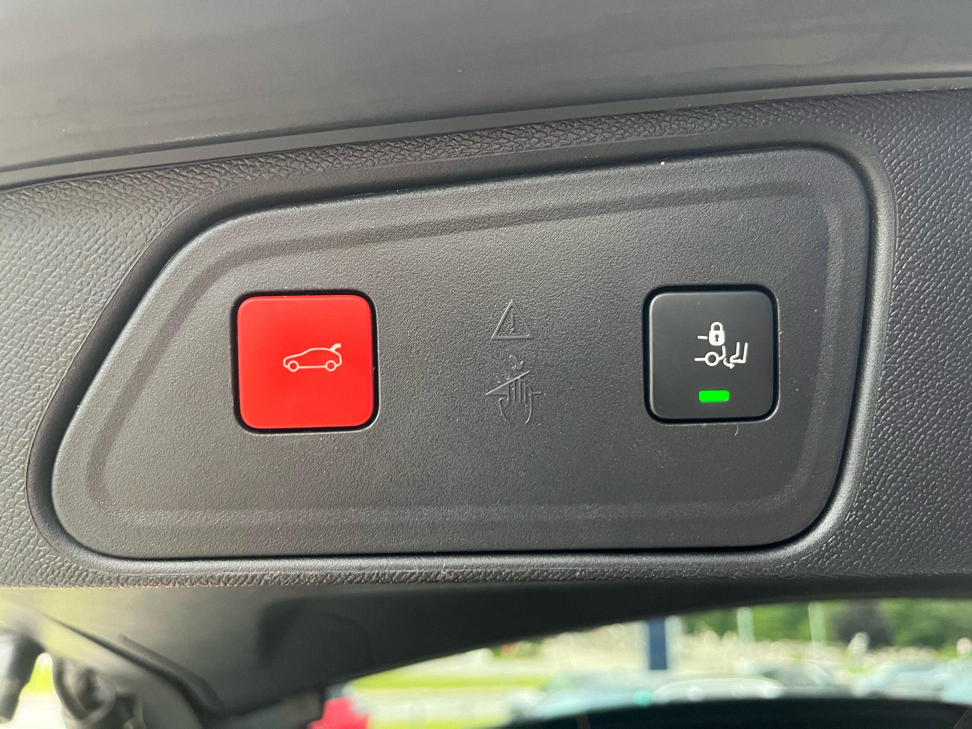 Billede af Peugeot 3008 1,6 PureTech  Plugin-hybrid Selection Sport EAT8 225HK 5d 8g Aut.