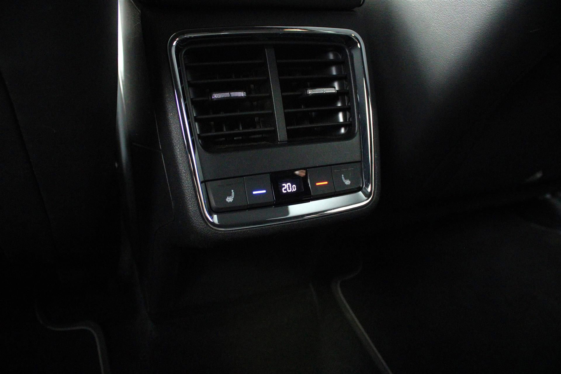 Billede af Skoda Enyaq iV 80X EL Sportline 4x4 265HK 5d Aut.