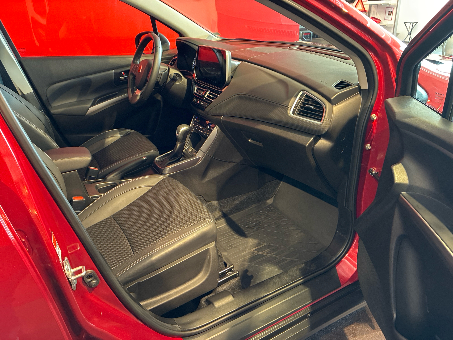 Billede af Suzuki S-Cross 1,5 Hybrid Adventure Hybrid AGS 102HK 5d 6g Aut.