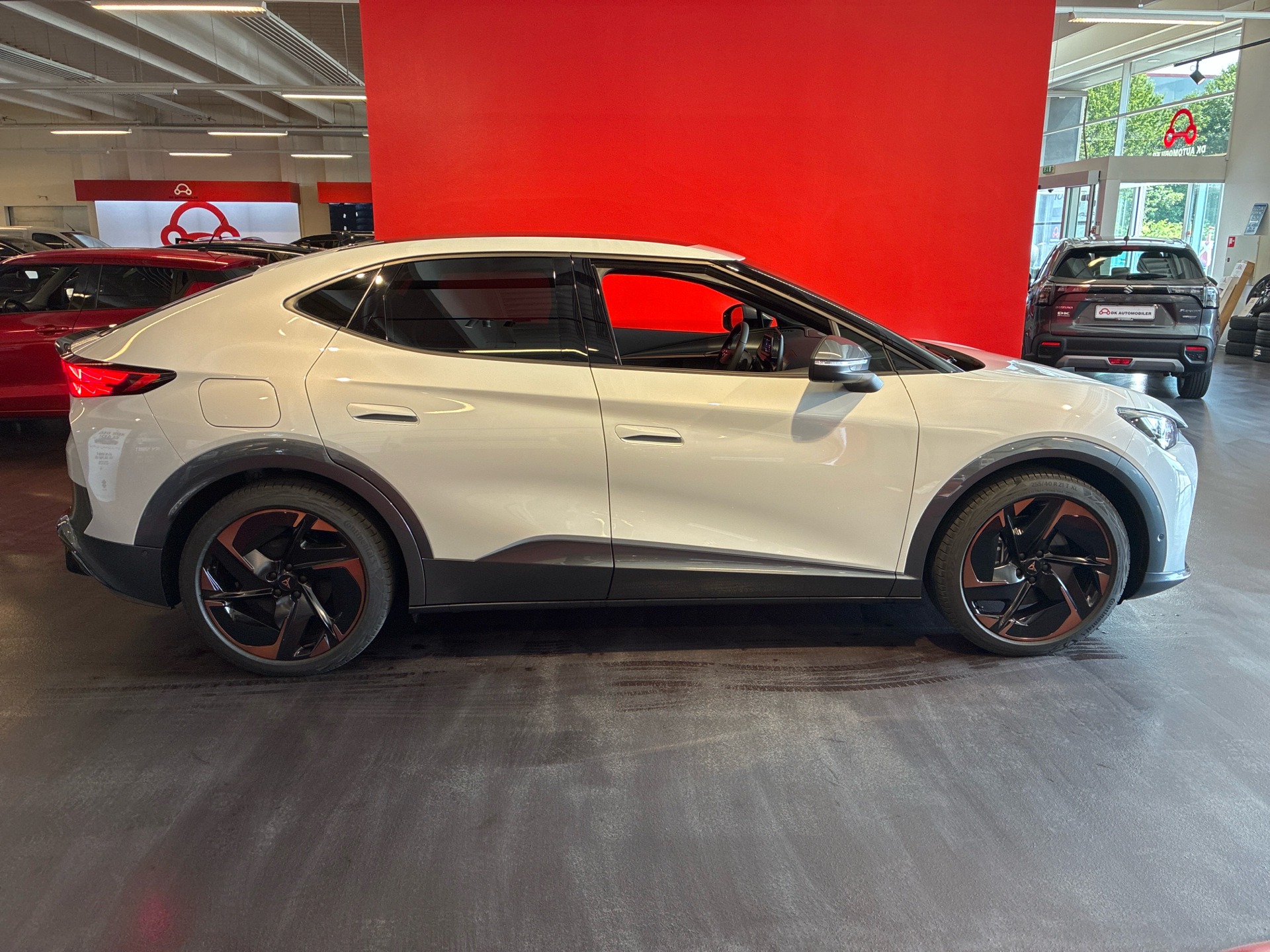 Billede af Cupra Tavascan EL VZ Adrenaline 4X4 340HK 5d Aut.