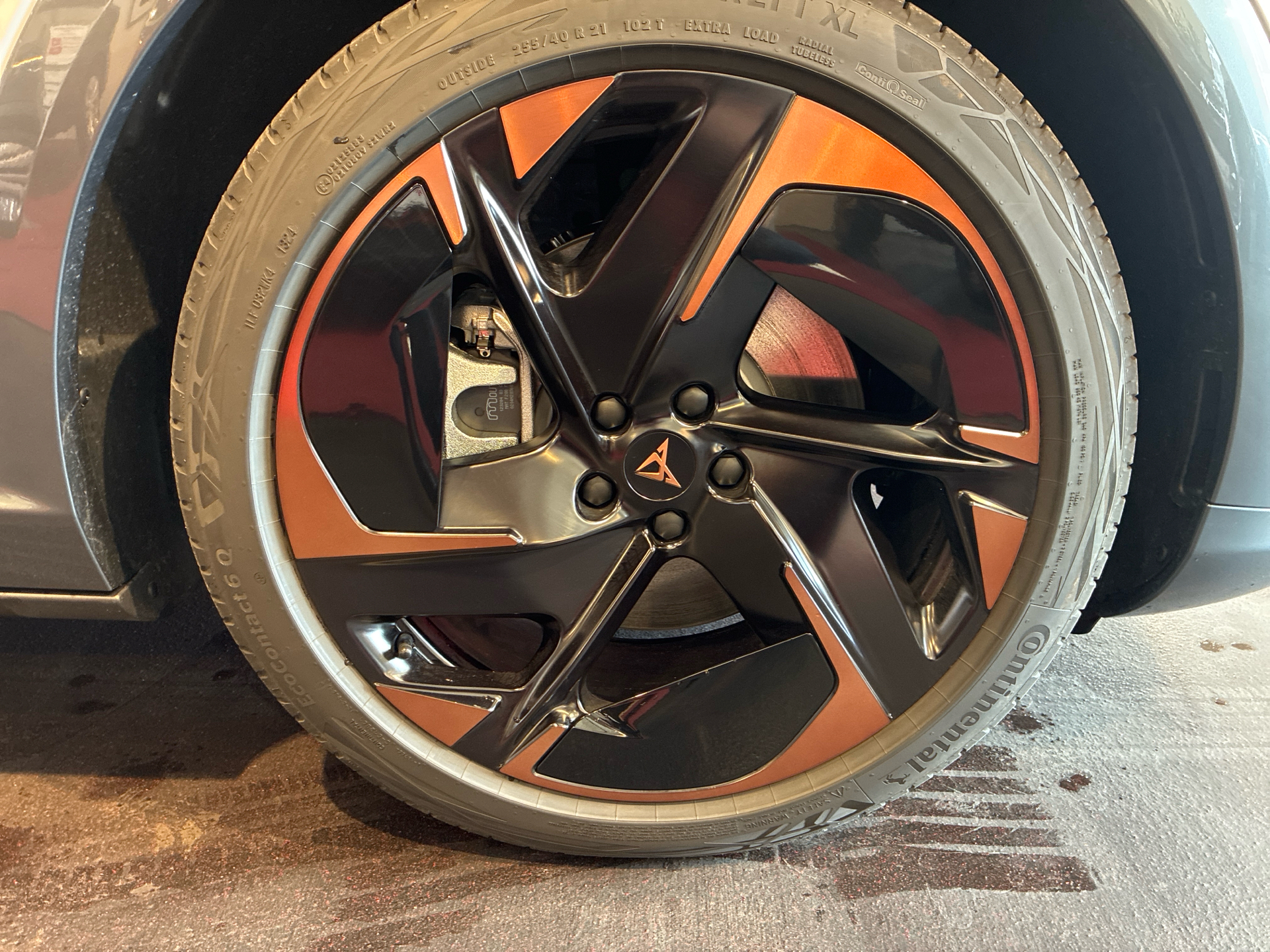 Billede af Cupra Tavascan EL VZ Adrenaline 4X4 340HK 5d Aut.