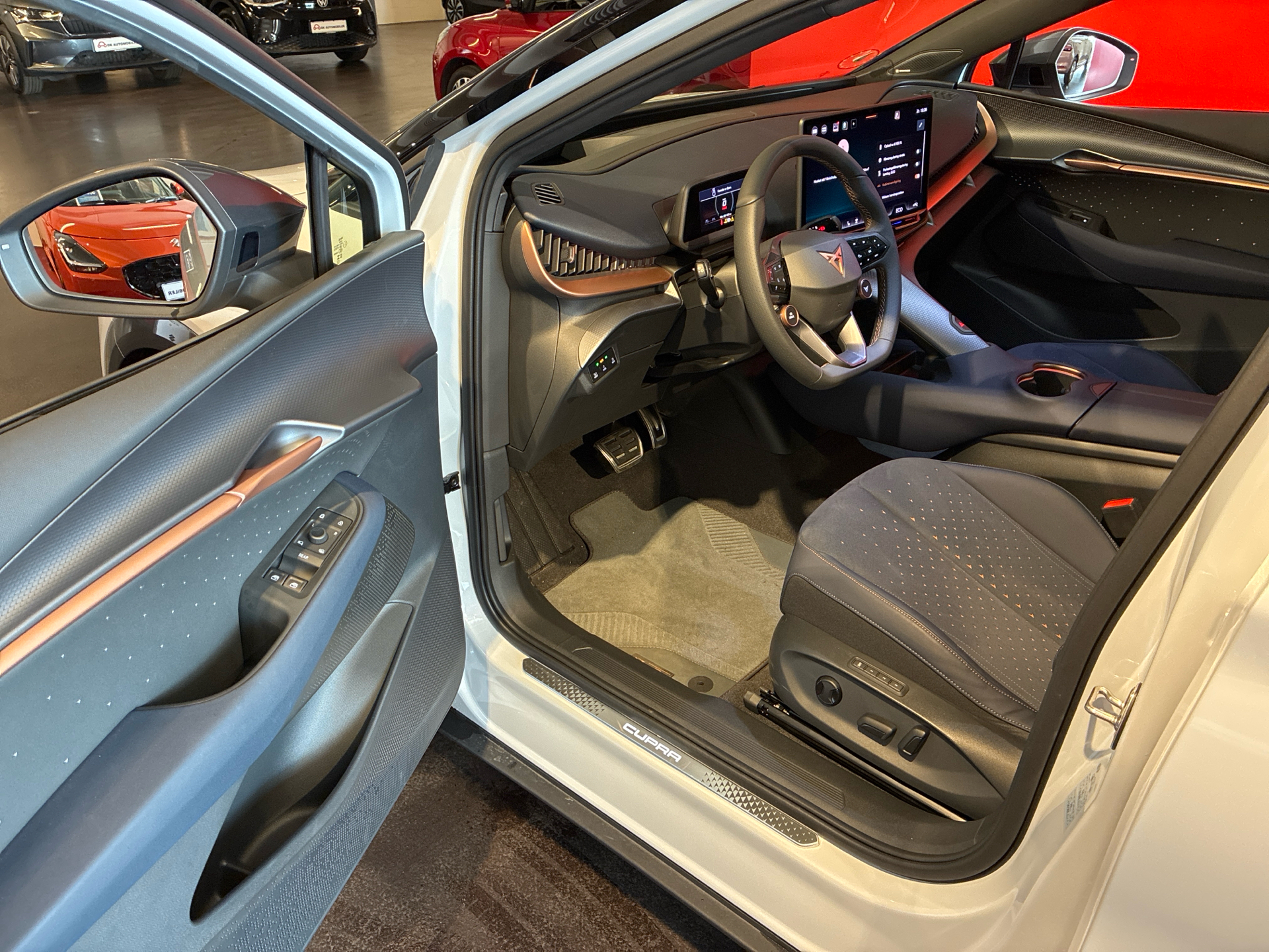 Billede af Cupra Tavascan EL VZ Adrenaline 4X4 340HK 5d Aut.