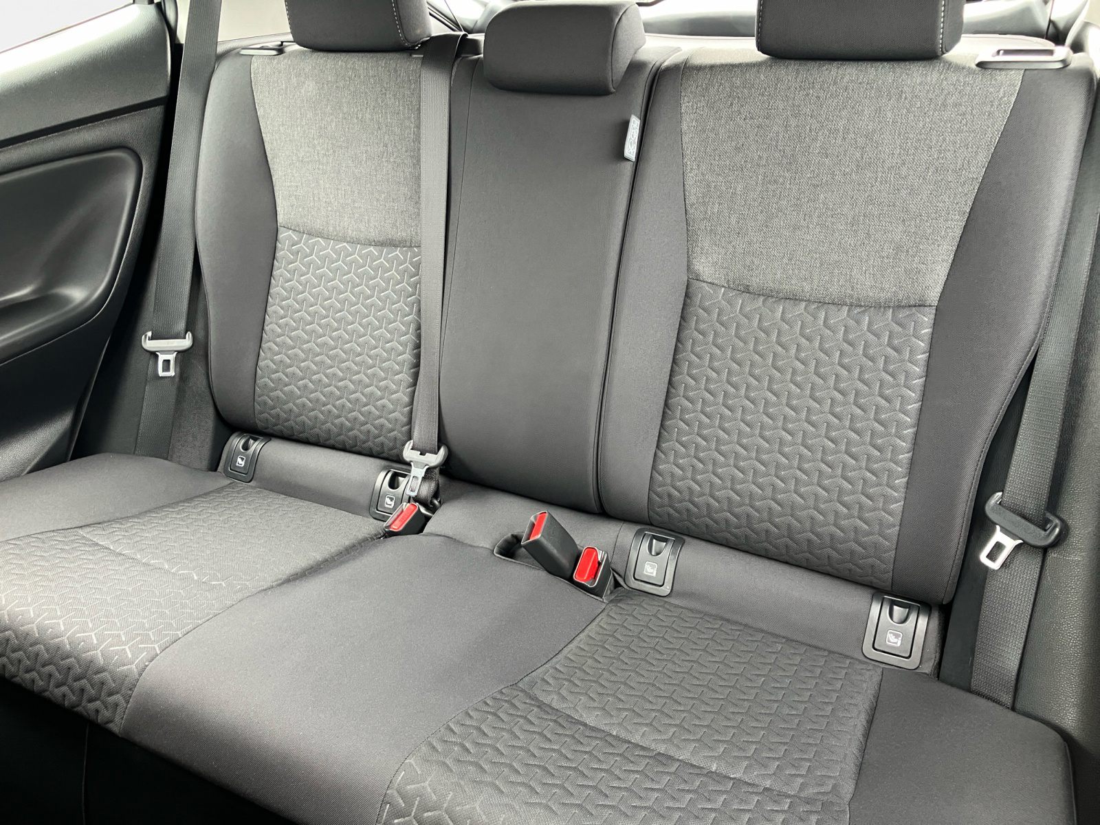 Billede af Toyota Yaris Cross 1,5 Hybrid Essential Comfort 116HK 5d Trinl. Gear