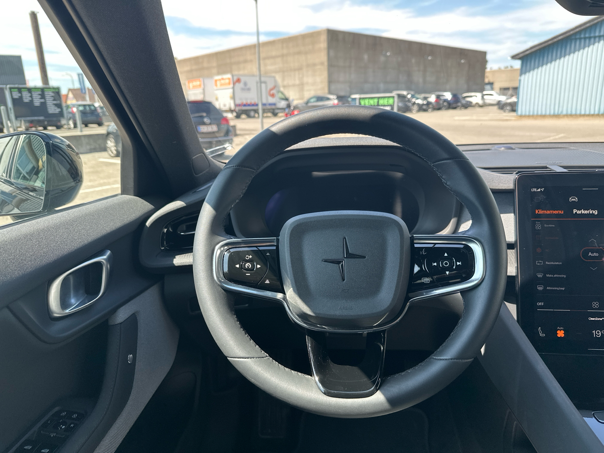 Billede af Polestar 2 EL Long range Dual motor Plus AWD 421HK 5d Aut.