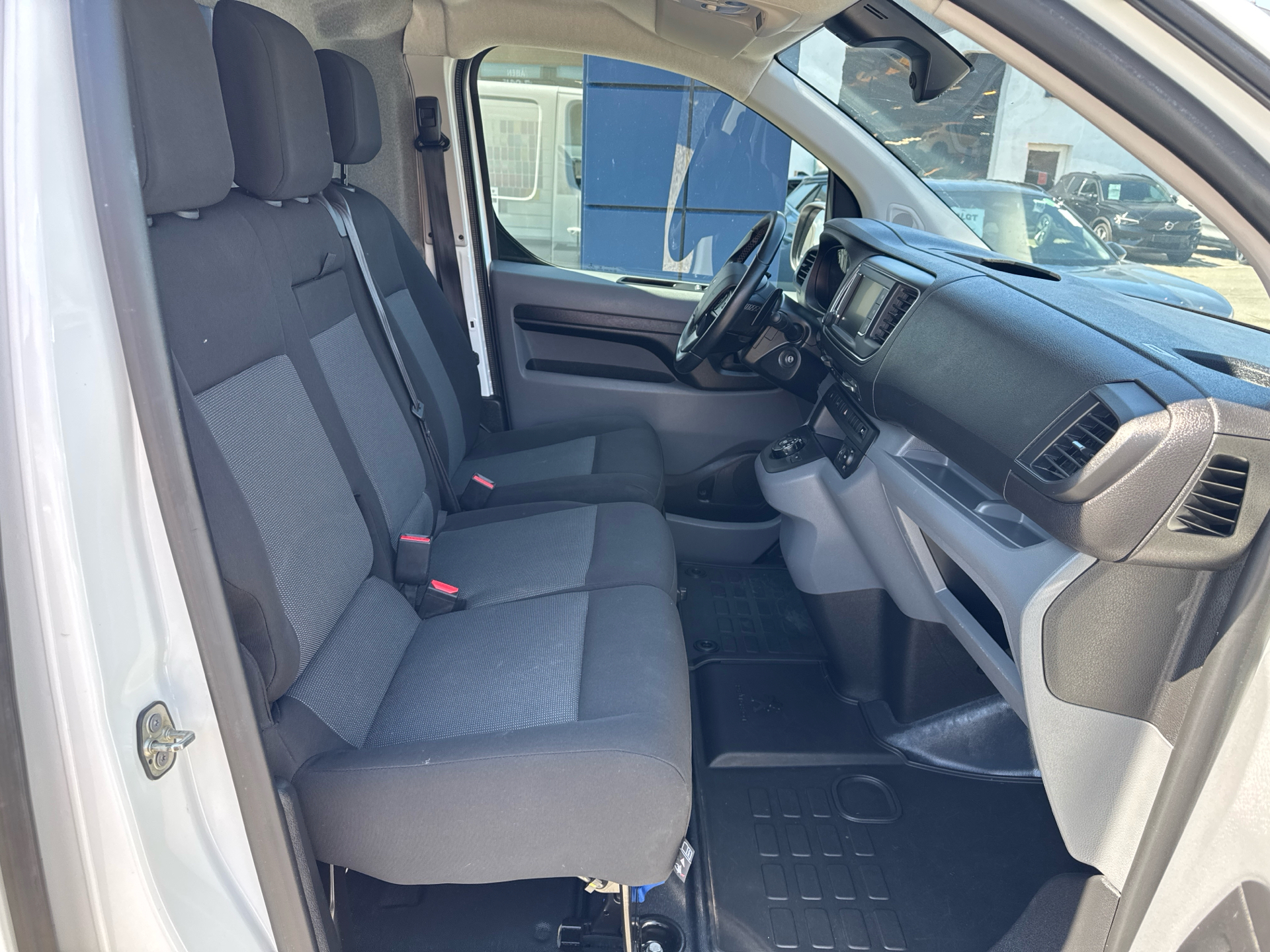 Billede af Peugeot Expert L2 2,0 BlueHDi Premium Pro EAT8 144HK Van 8g Aut.