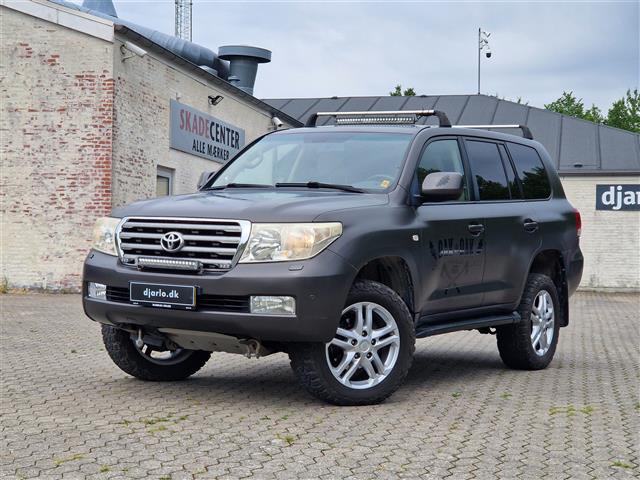 Billede af Toyota Landcruiser 4,5 V8 D4-D 4x4 286HK 5d 8g Aut.