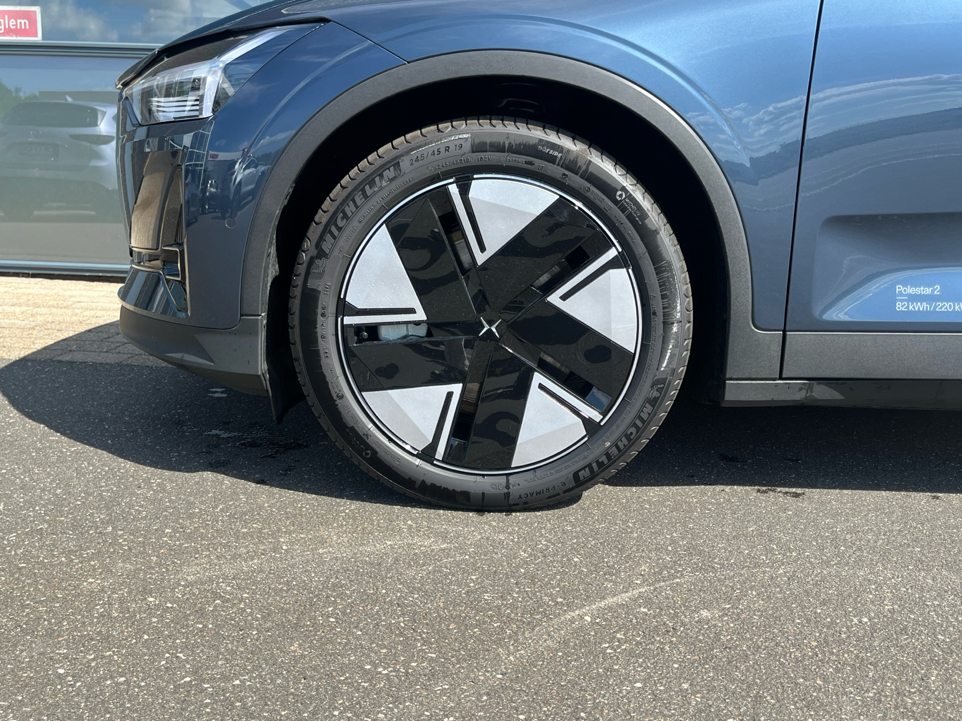 Billede af Polestar 2 EL Long range Single motor Plus 299HK 5d Aut.