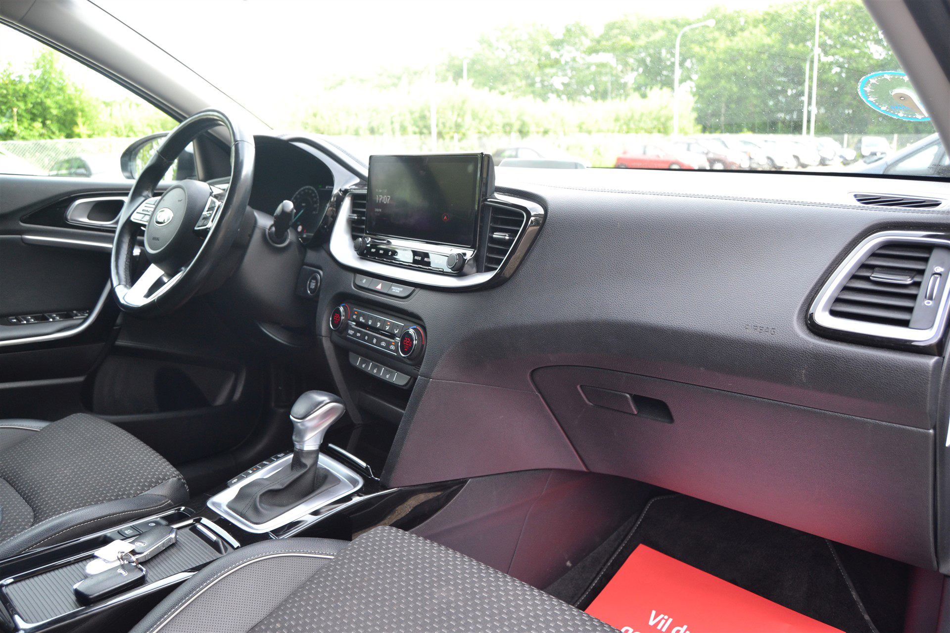 Billede af Kia Ceed SW 1,6 GDI PHEV  Plugin-hybrid Upgrade DCT 141HK Stc 6g Aut.