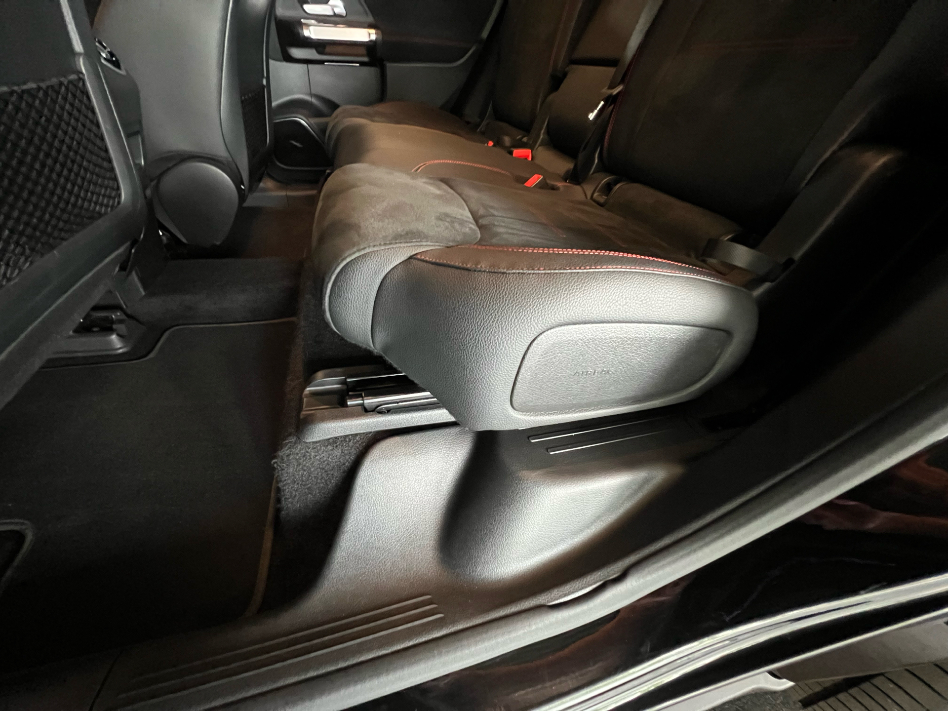 Billede af Mercedes-Benz EQB 300 EL AMG Line 7 Pers. 4Matic 228HK 5d Aut.