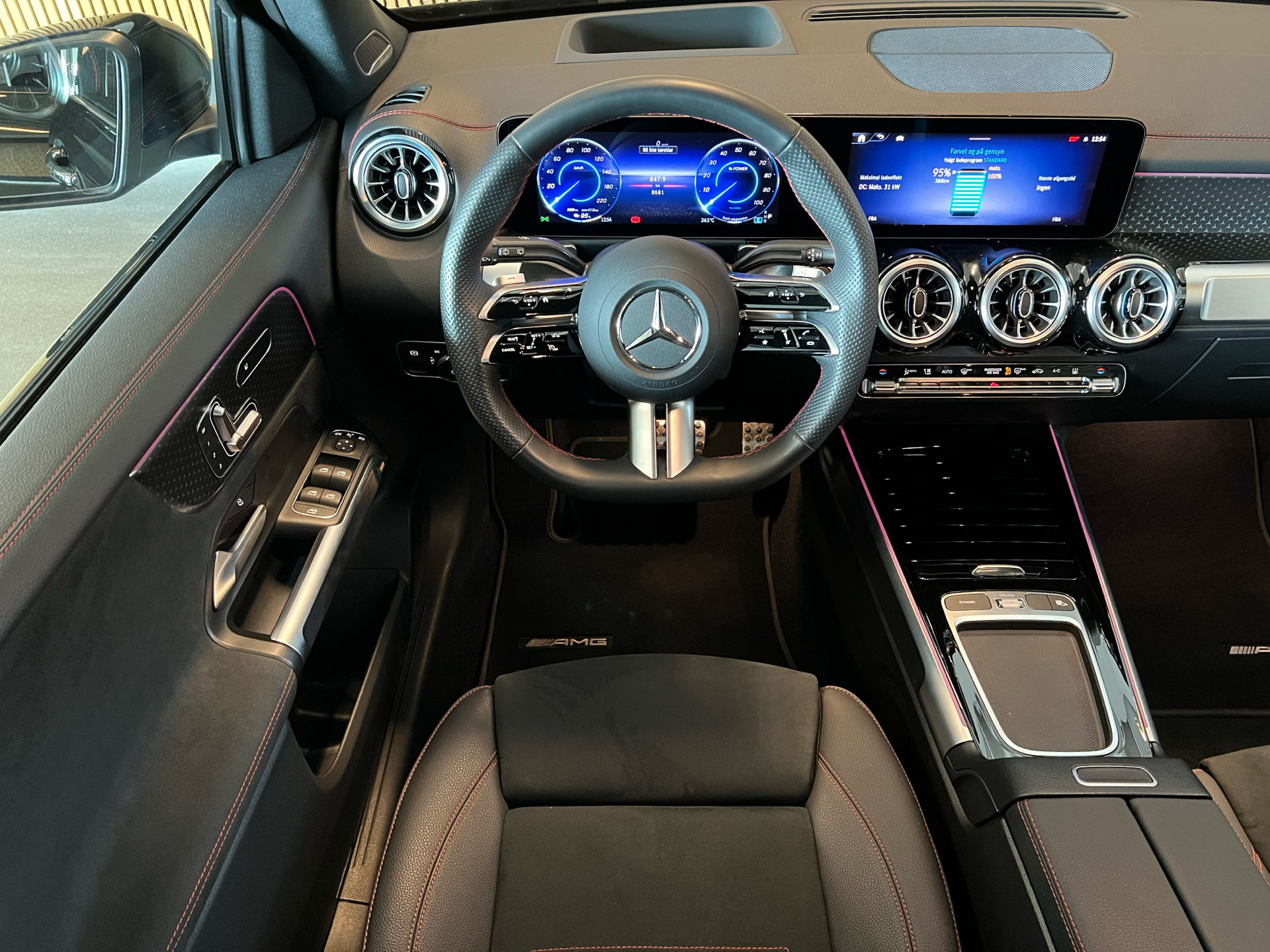 Billede af Mercedes-Benz EQB 300 EL AMG Line 7 Pers. 4Matic 228HK 5d Aut.
