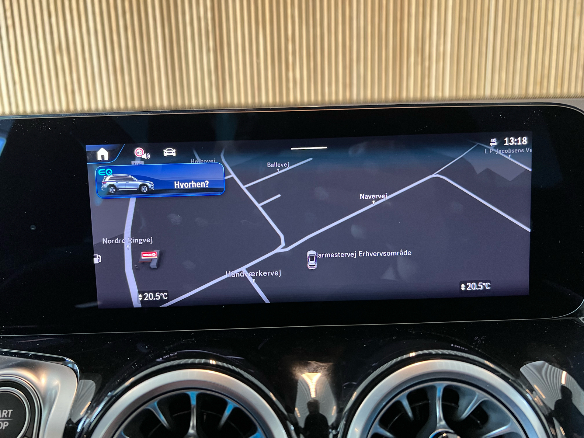 Billede af Mercedes-Benz EQB 300 EL AMG Line 7 Pers. 4Matic 228HK 5d Aut.