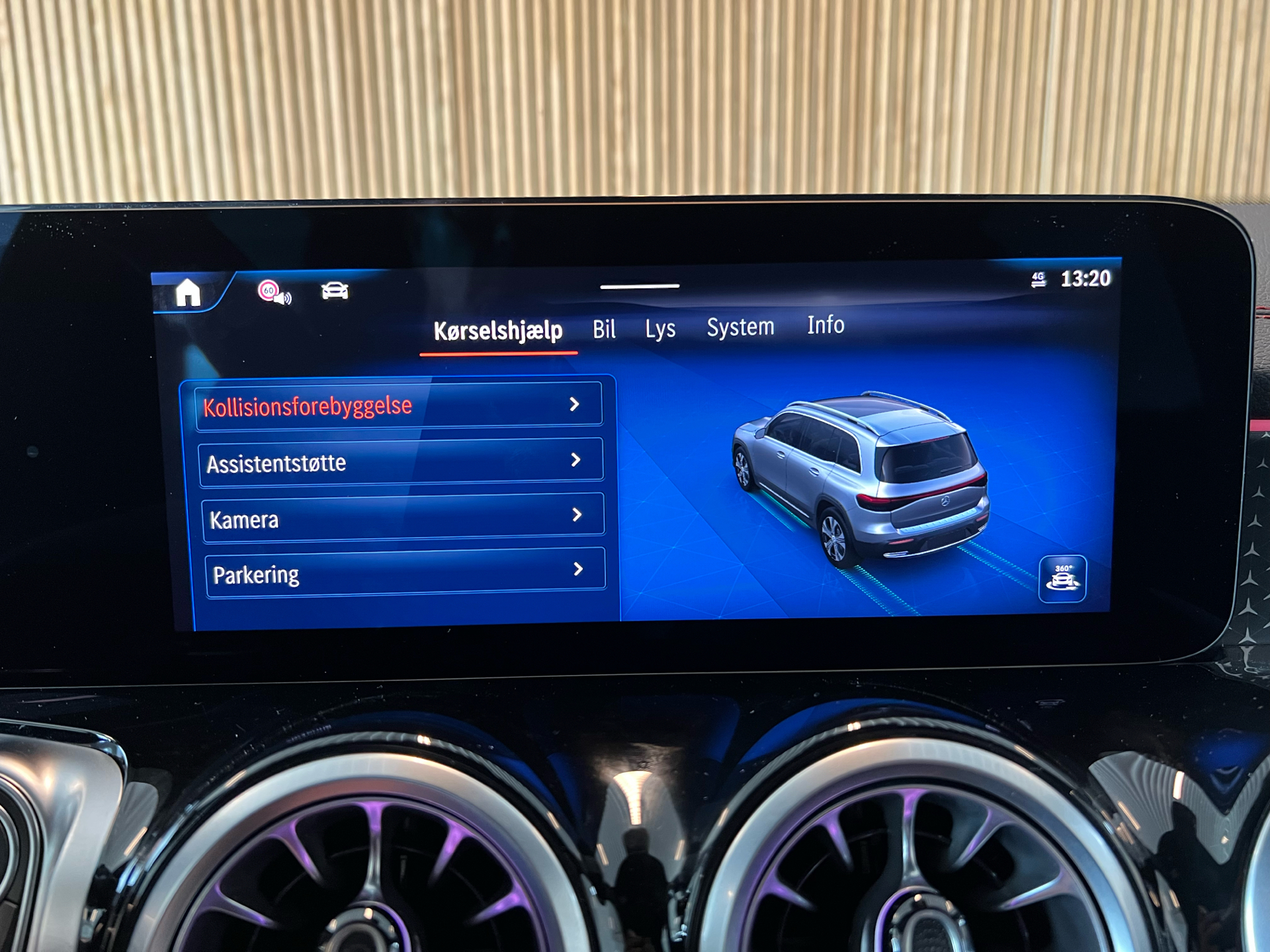 Billede af Mercedes-Benz EQB 300 EL AMG Line 7 Pers. 4Matic 228HK 5d Aut.