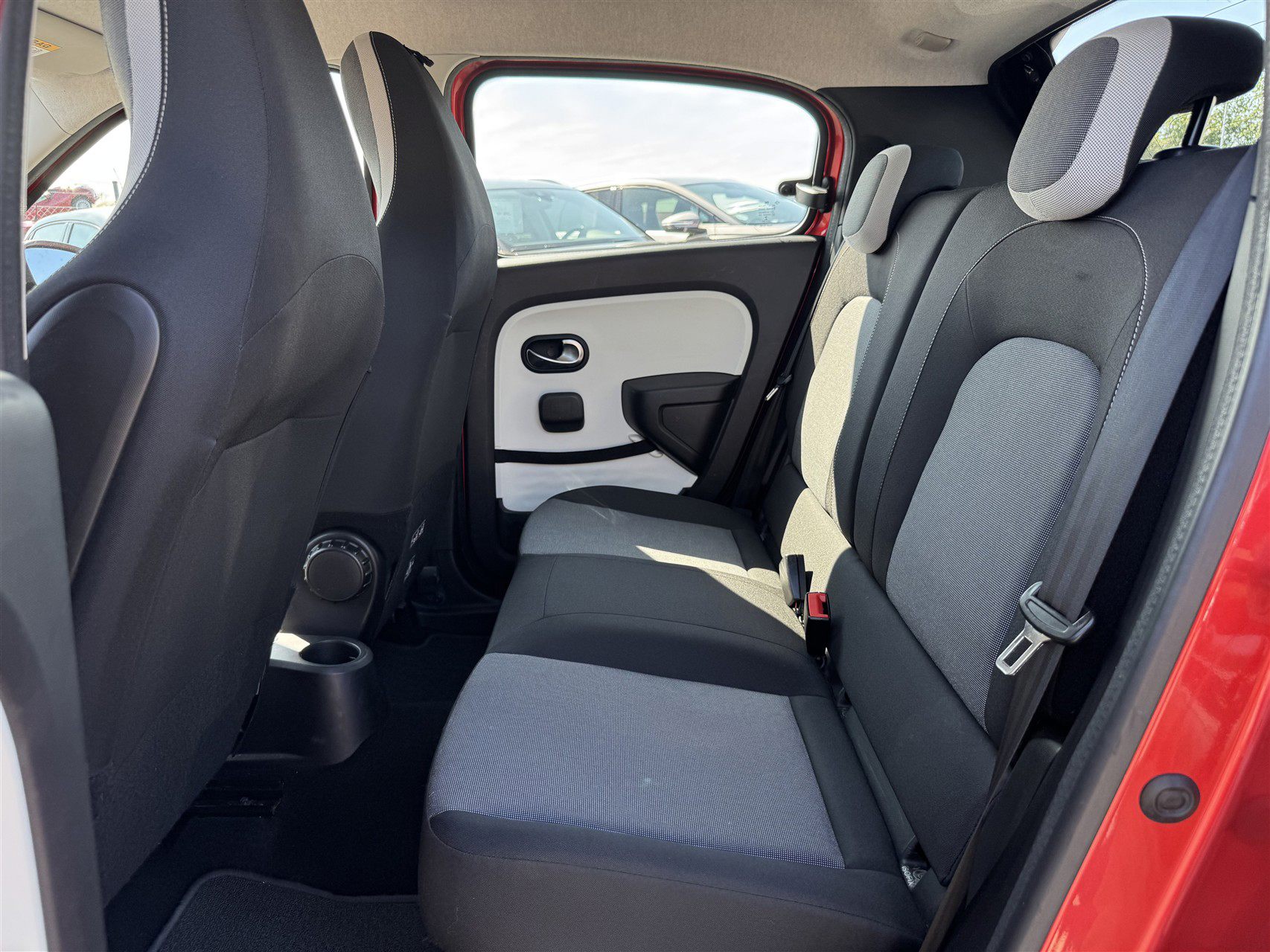 Billede af Renault Twingo 1,0 Sce Expression start/stop 70HK 5d