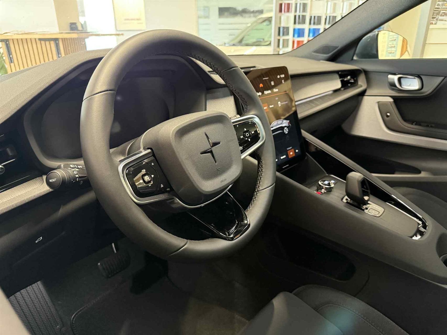 Billede af Polestar 2 EL Long range Single motor Plus 299HK 5d Aut.