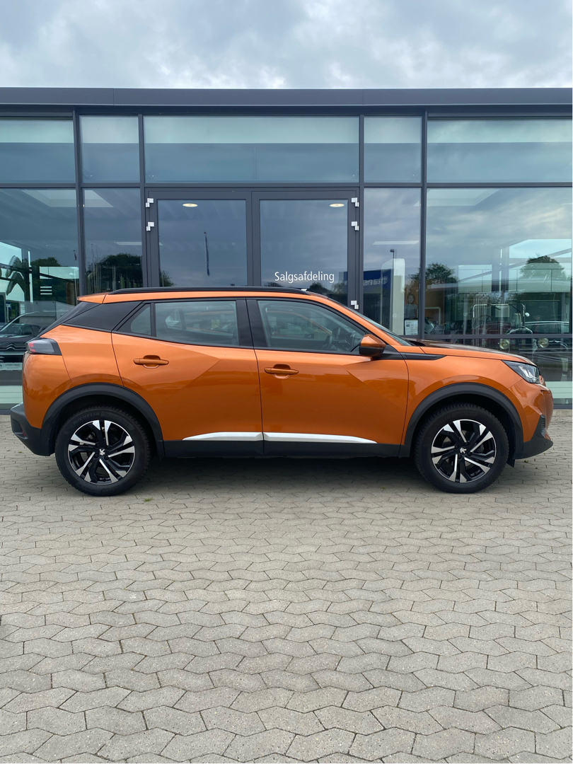 Billede af Peugeot 2008 1,2 PureTech Allure Tour 130HK 5d
