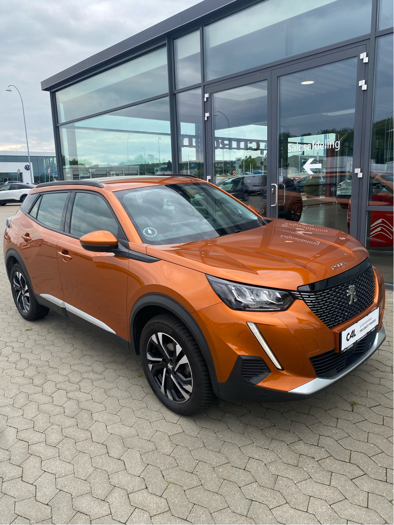 Billede af Peugeot 2008 1,2 PureTech Allure Tour 130HK 5d