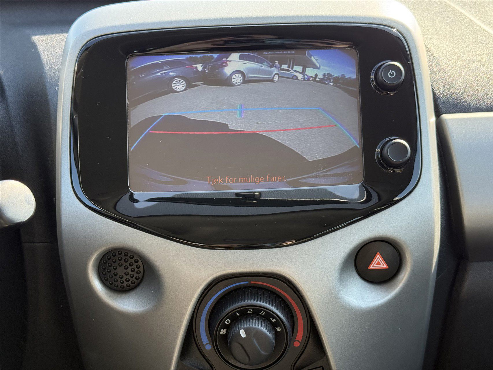 Billede af Toyota Aygo 1,0 VVT-I X-Play + X-Touch X-Shift 69HK 5d Aut.