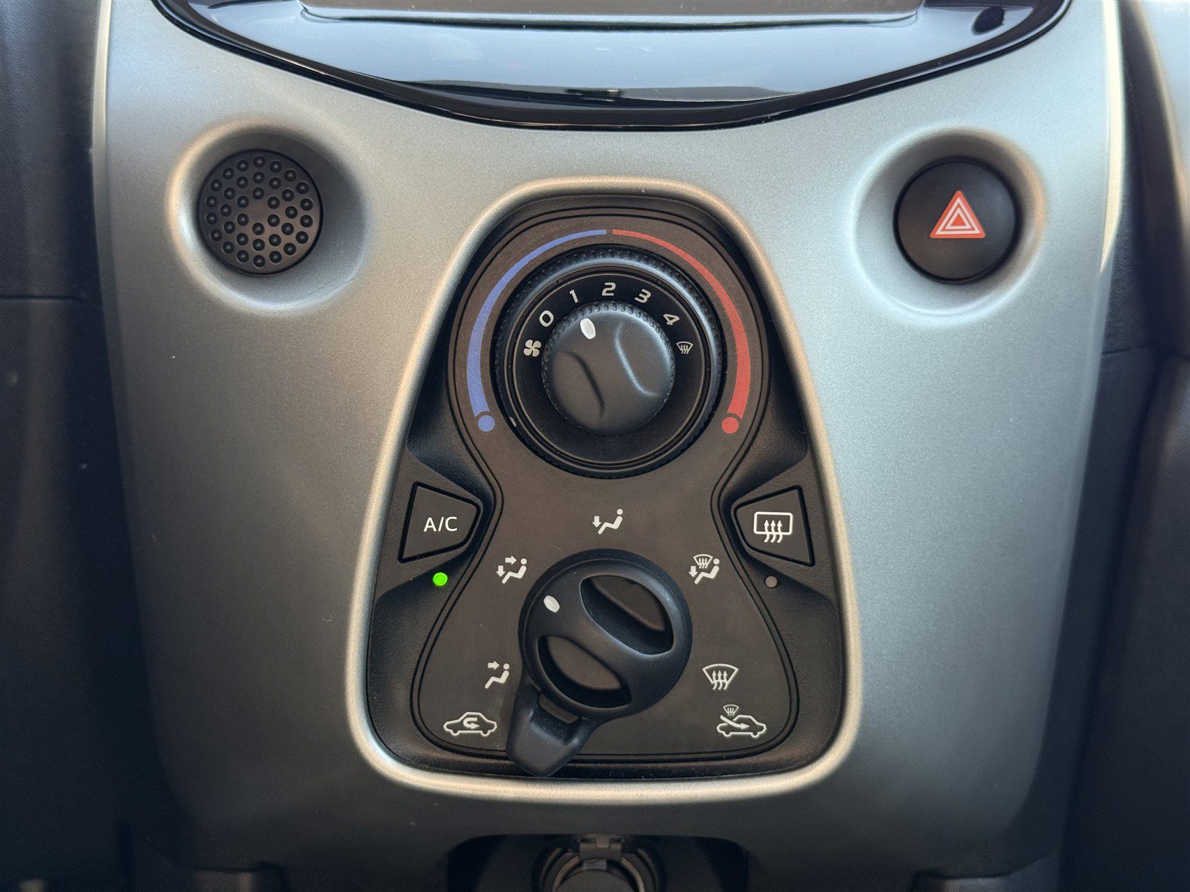 Billede af Toyota Aygo 1,0 VVT-I X-Play + X-Touch X-Shift 69HK 5d Aut.