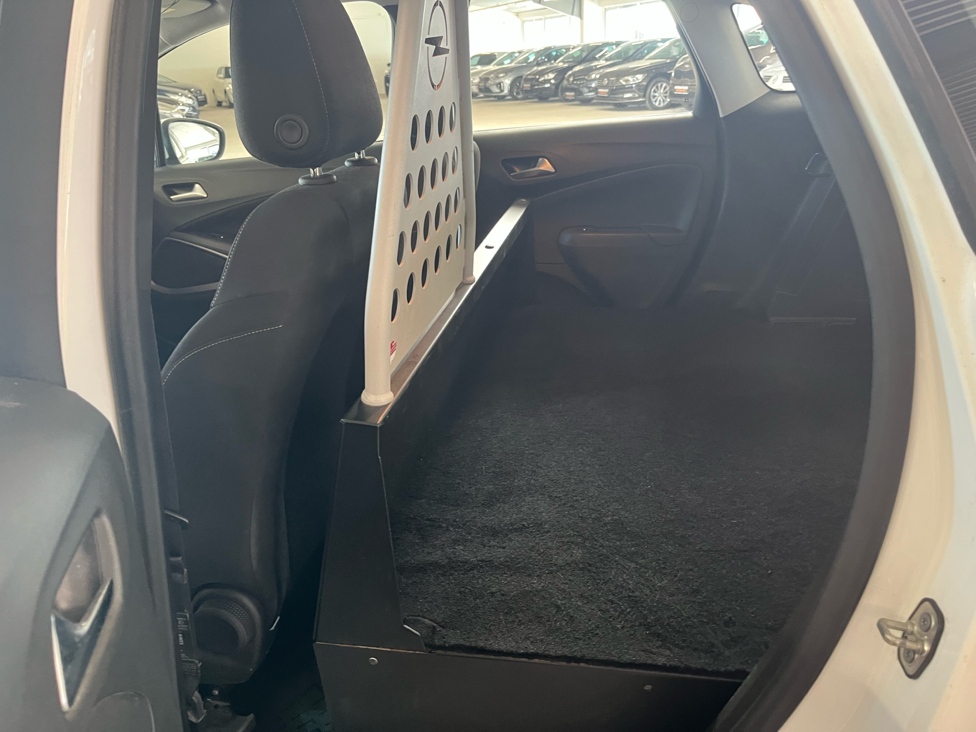 Billede af Opel Crossland X 1,6 CDTI Enjoy Start/Stop 99HK Van 6g