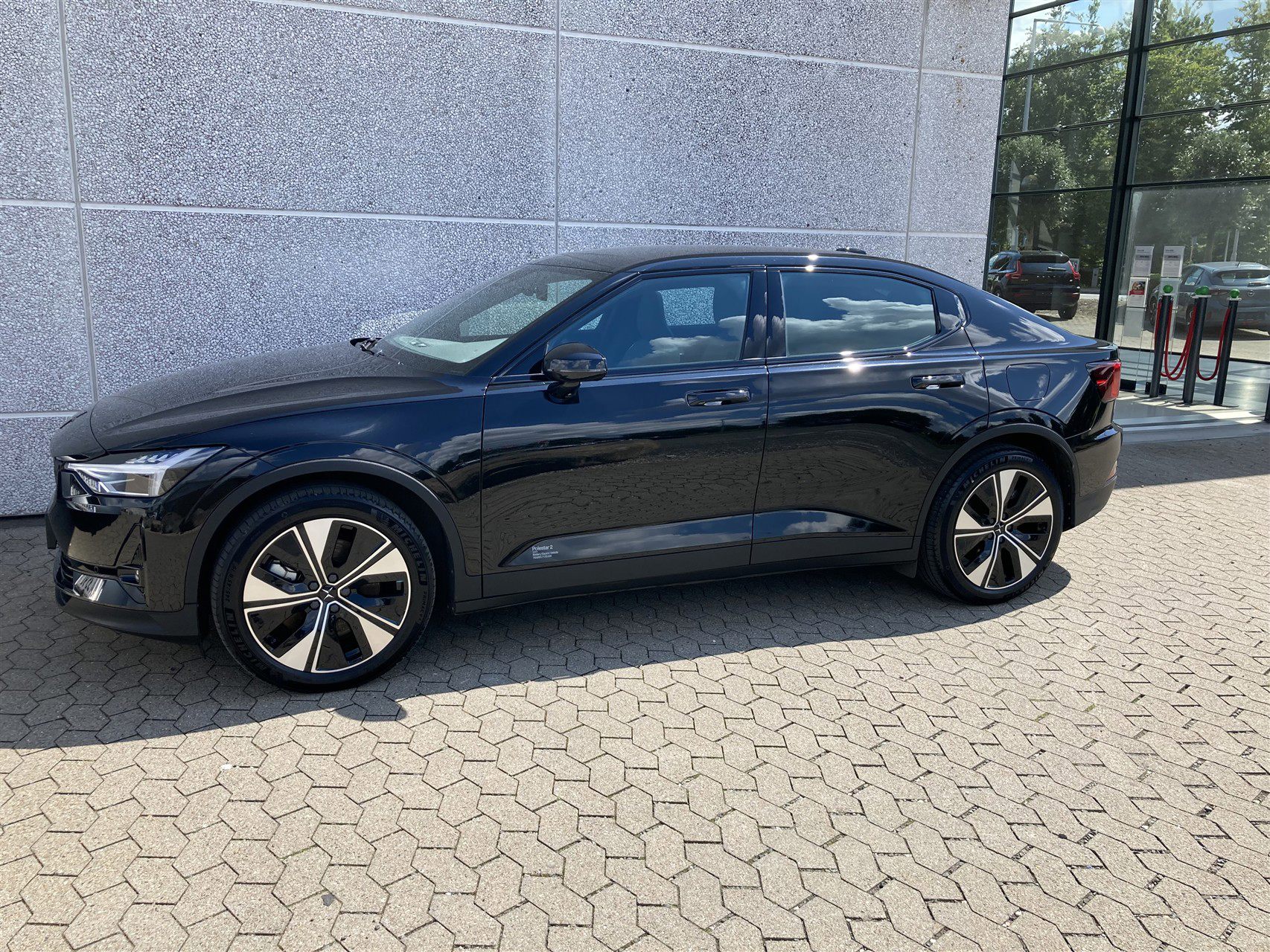 Billede af Polestar 2 EL Long range Single motor Plus 231HK 5d Aut.