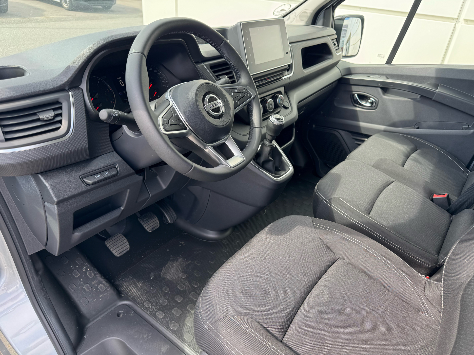 Billede af Nissan Primastar L2H1 2,0 DCi N-Connecta 150HK Van 6g