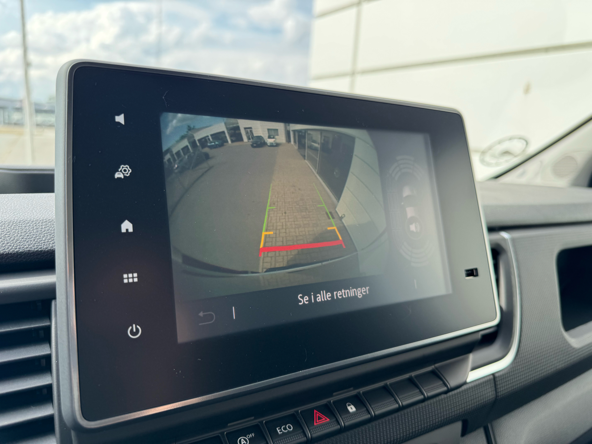 Billede af Nissan Primastar L2H1 2,0 DCi N-Connecta 150HK Van 6g