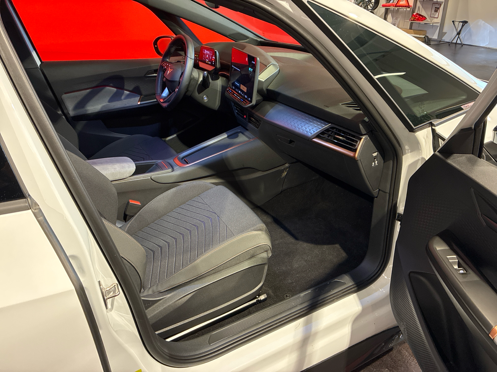 Billede af Cupra Born EL e-boost  231HK 5d Aut. 