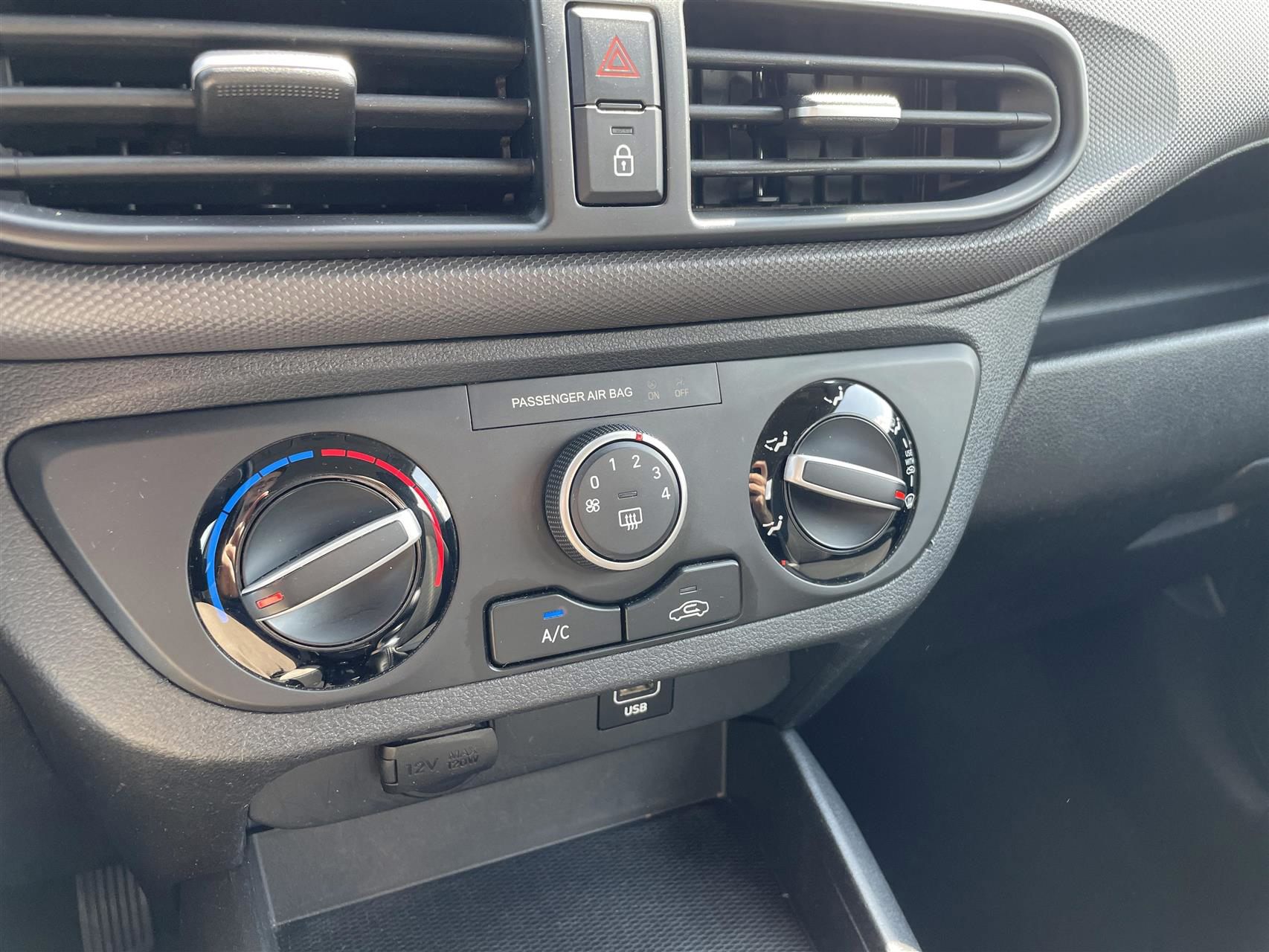 Billede af Hyundai i10 1,0 Essential 67HK 5d
