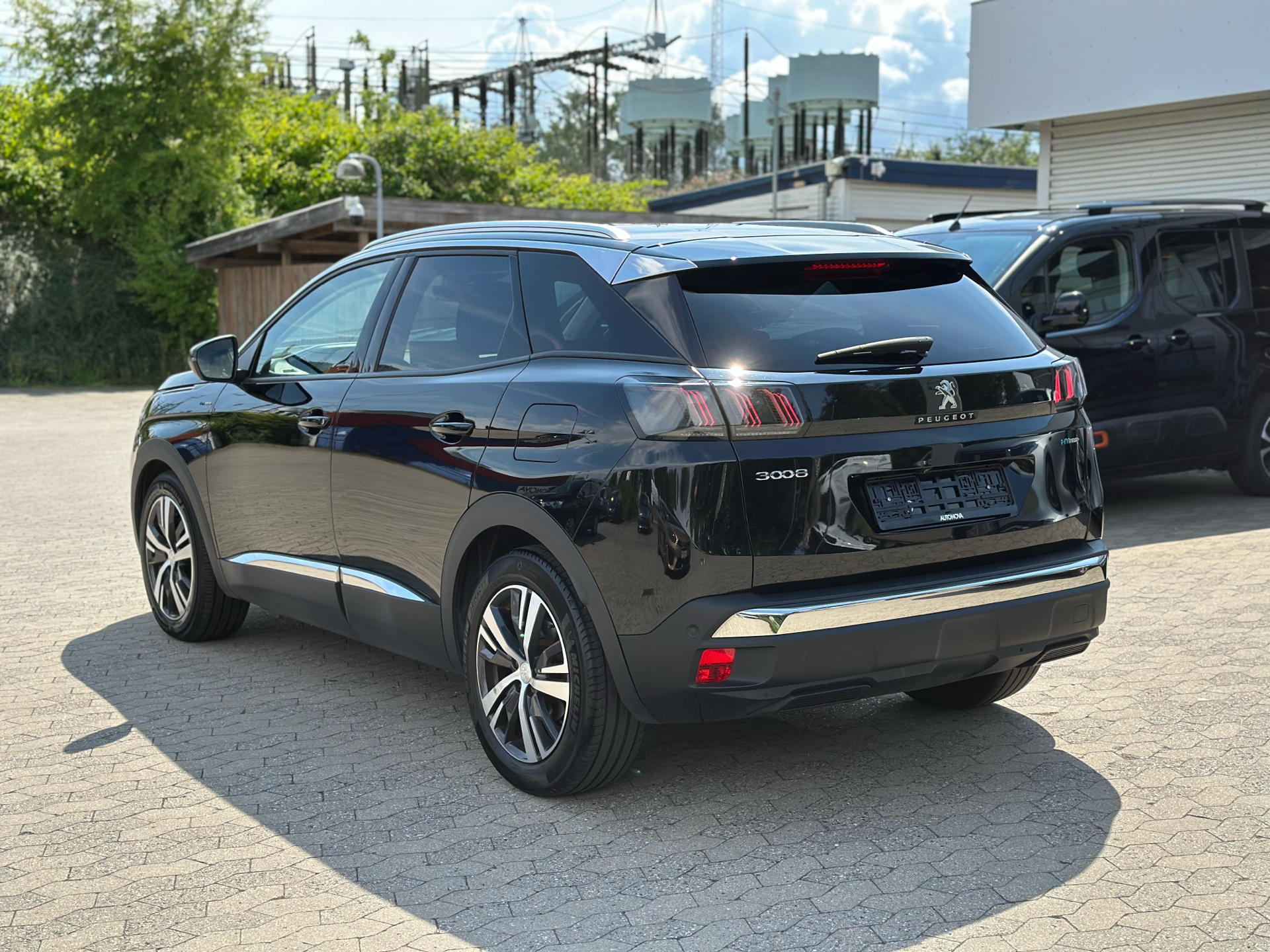 Billede af Peugeot 3008 1,6 PureTech  Plugin-hybrid First Selection EAT8 225HK 5d 8g Aut.
