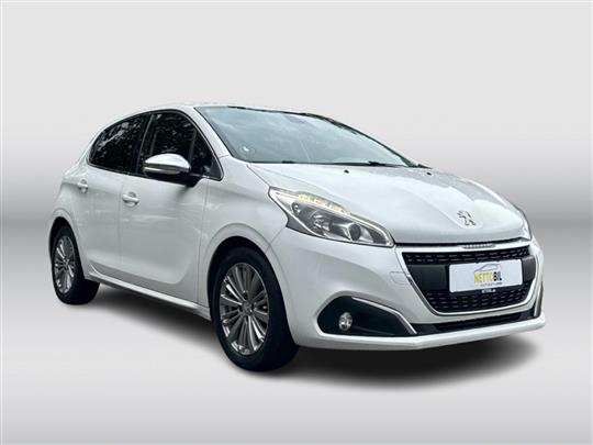 Peugeot 208 1,6 BlueHDi Allure 100HK 5d