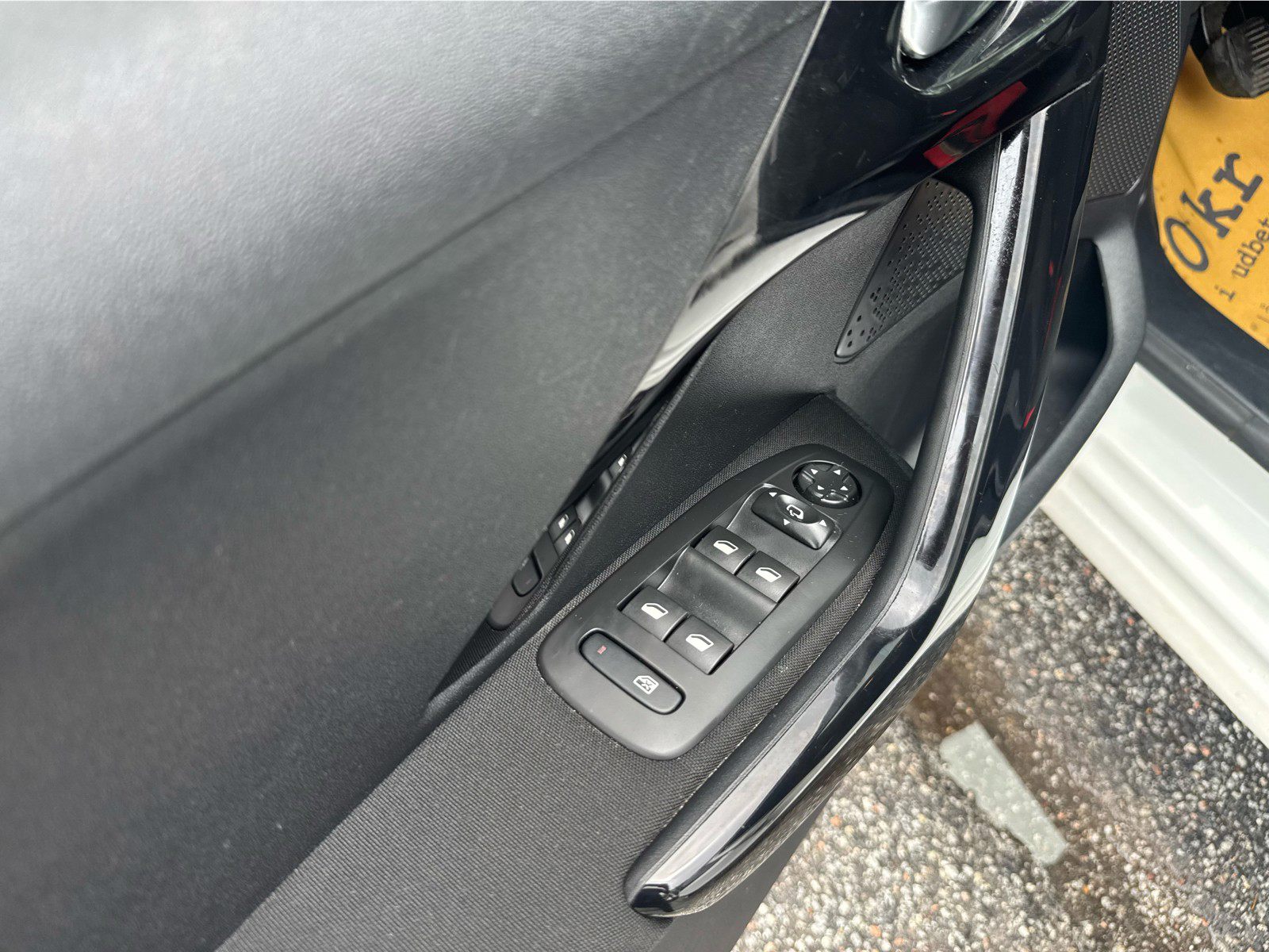 Billede af Peugeot 208 1,6 BlueHDi Allure 100HK 5d