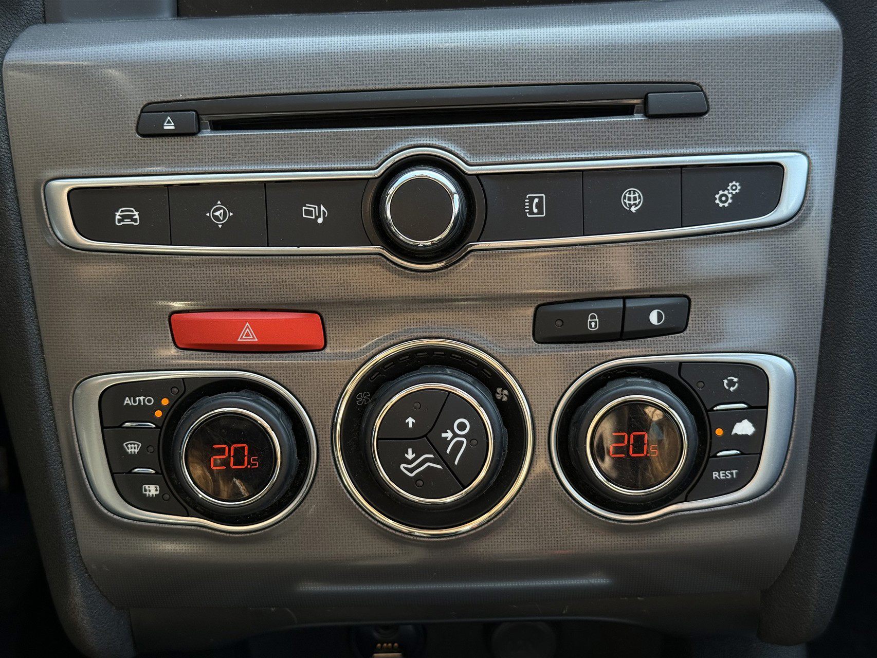 Billede af Citroën C4 1,6 Blue HDi Challenge start/stop 100HK 5d