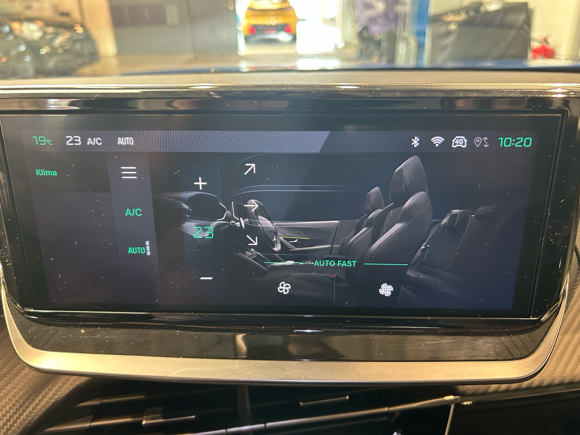 Billede af Peugeot 2008 1,2 PureTech Active+ 100HK 5d 6g