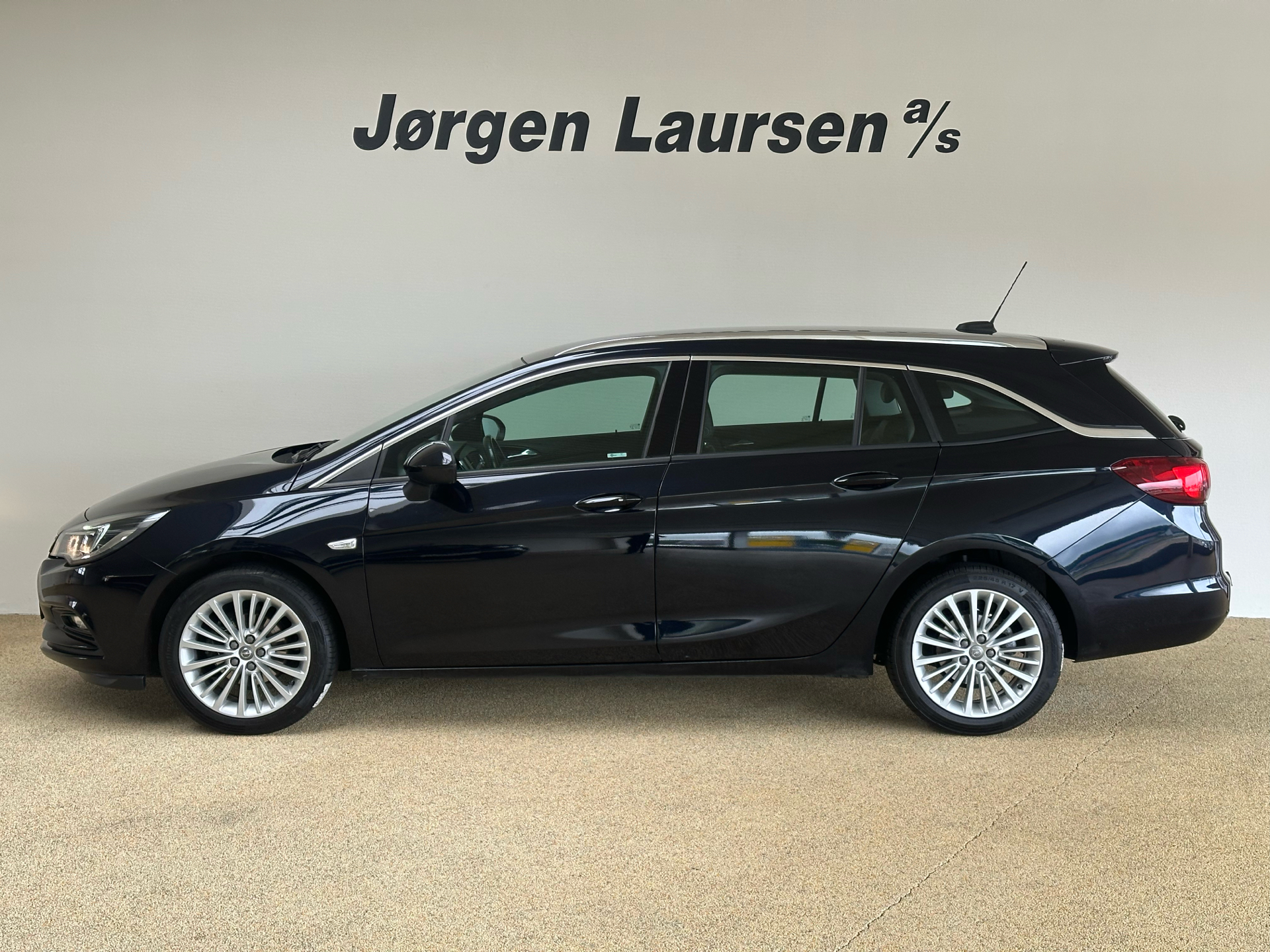 Billede af Opel Astra Sports Tourer 1,4 Turbo Innovation Start/Stop 150HK Stc 6g Aut.