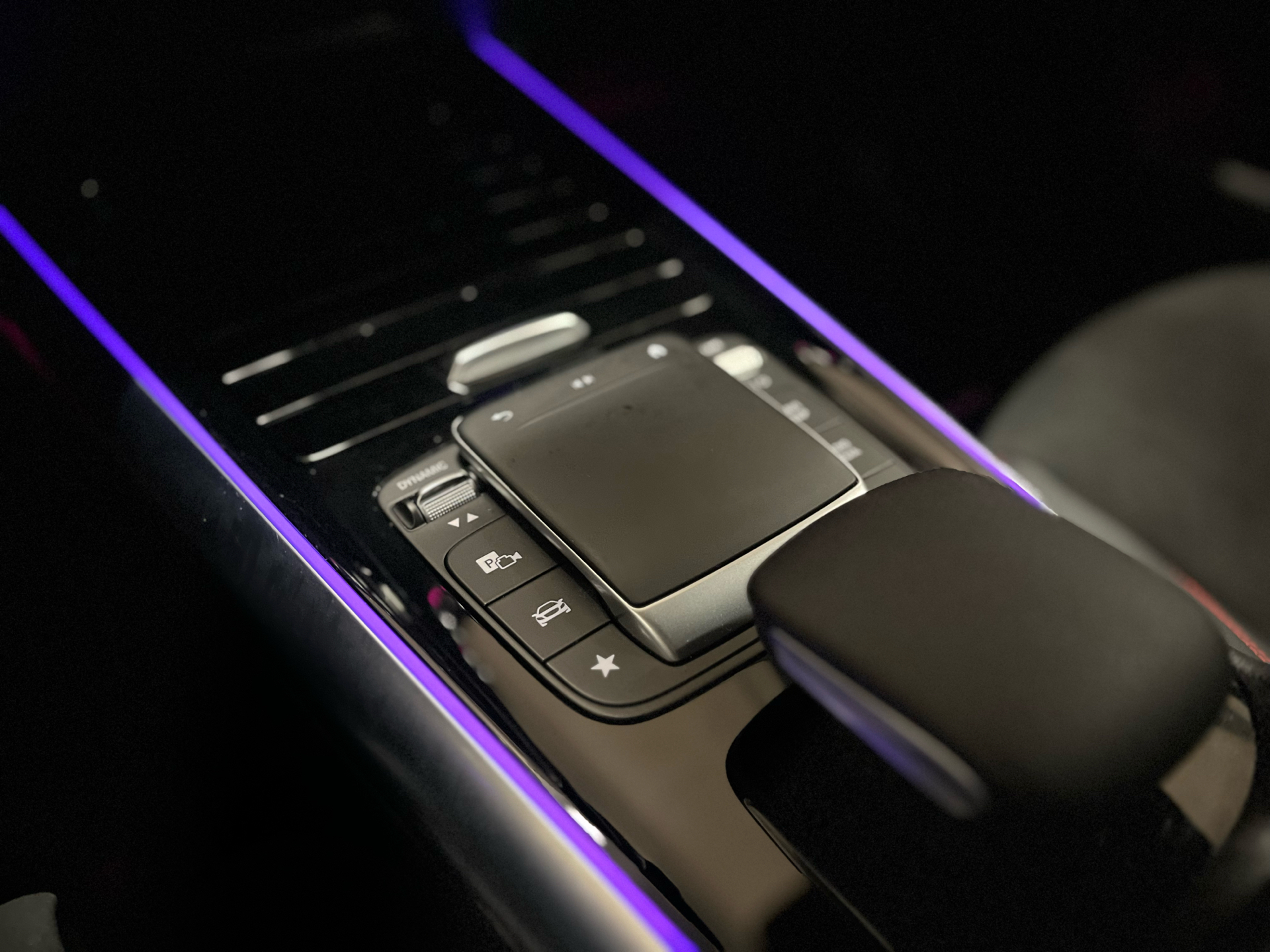 Billede af Mercedes-Benz EQA 300 EL AMG Line 4Matic 228HK 5d Aut.