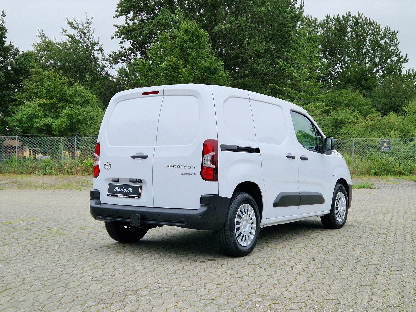 Billede af Toyota Proace City Electric Medium EL Comfort Master 1 Skydedør 136HK Van Aut.