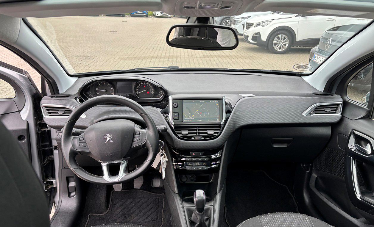 Billede af Peugeot 208 1,5 BlueHDi Privé 100HK 5d