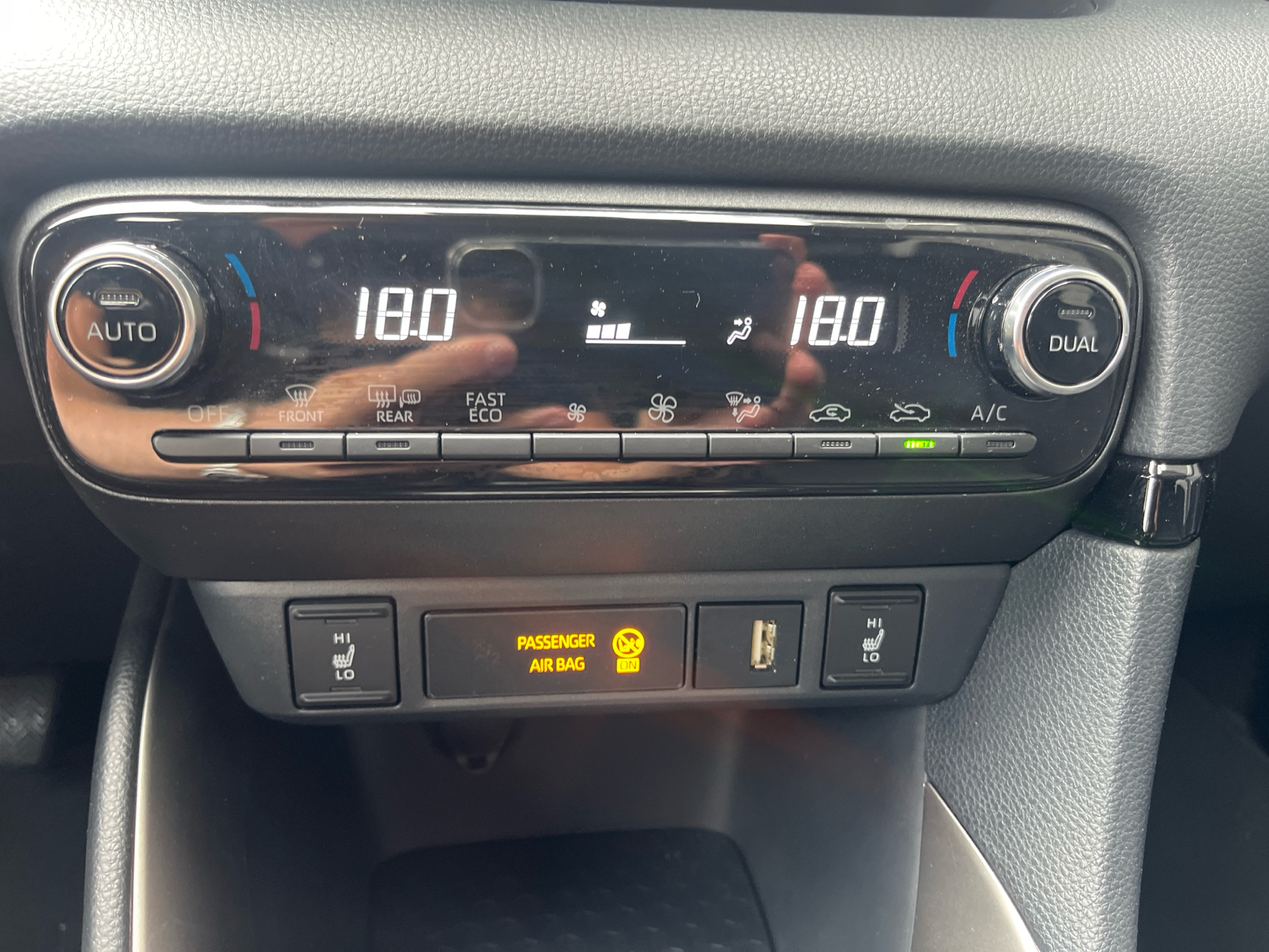 Billede af Mazda 2 1,5 VVT-I  Hybrid Agile Comfort & Safety Pack CVT 116HK 5d Trinl. Gear