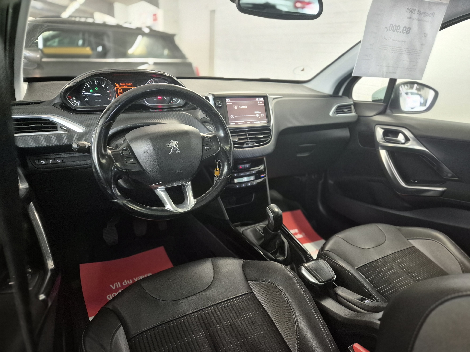Billede af Peugeot 2008 1,6 BlueHDi Desire Sky 100HK