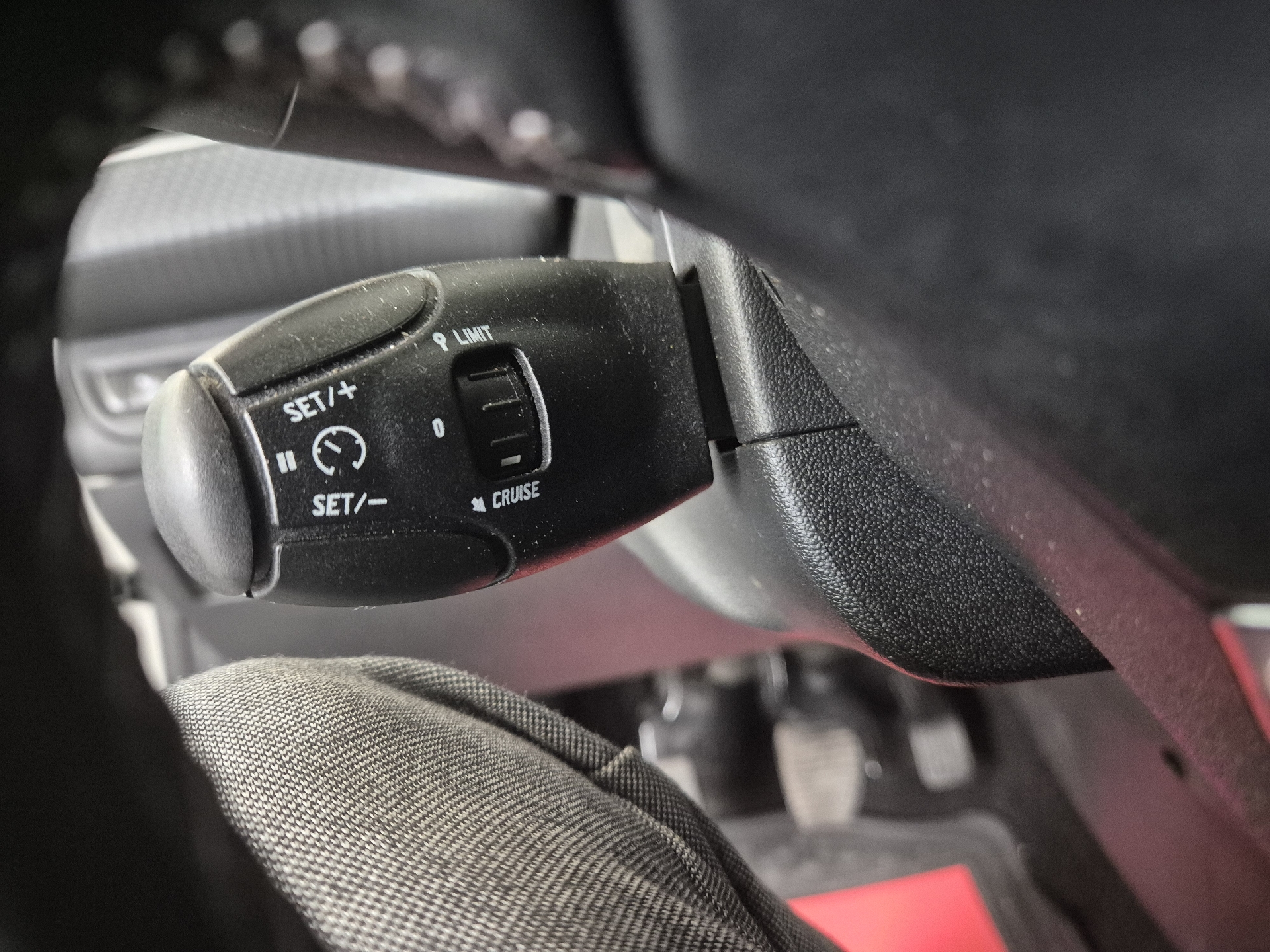 Billede af Peugeot 2008 1,6 BlueHDi Desire Sky 100HK