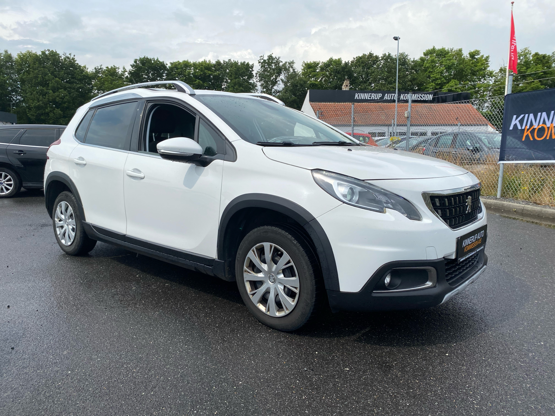 Billede af Peugeot 2008 1,2 e-THP Allure EAT6 110HK 6g Aut.