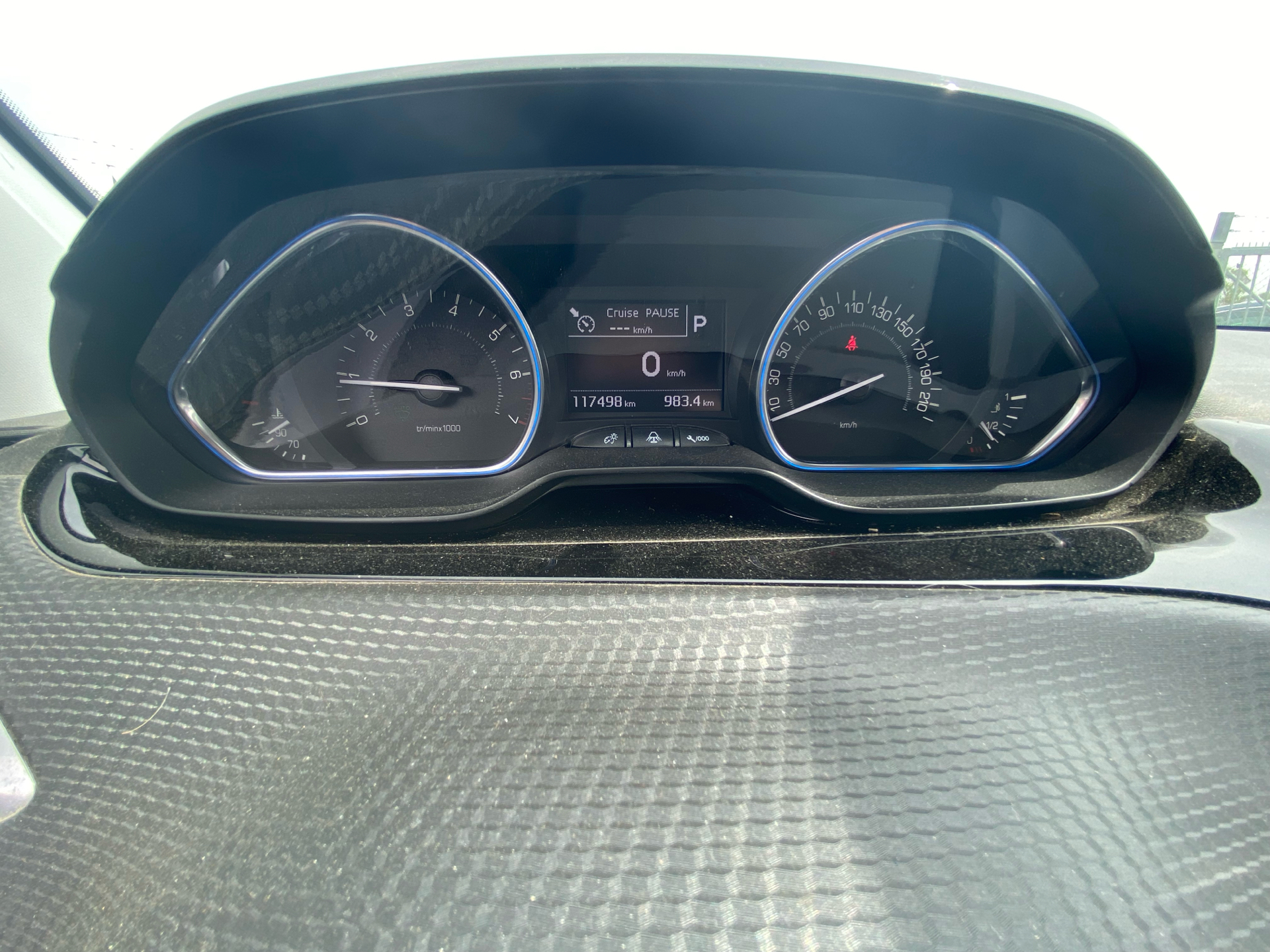 Billede af Peugeot 2008 1,2 e-THP Allure EAT6 110HK 6g Aut.