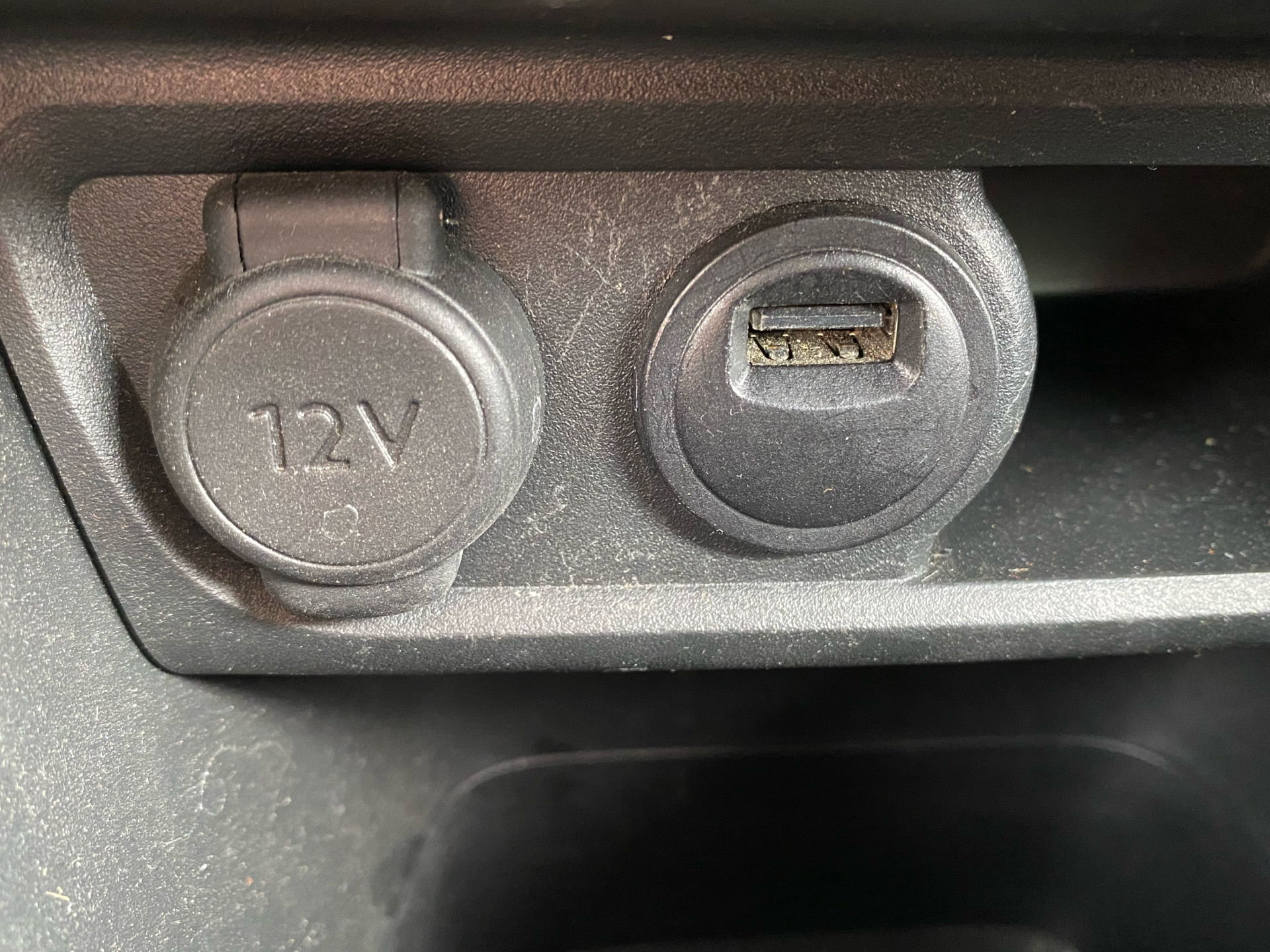 Billede af Peugeot 2008 1,2 e-THP Allure EAT6 110HK 6g Aut.