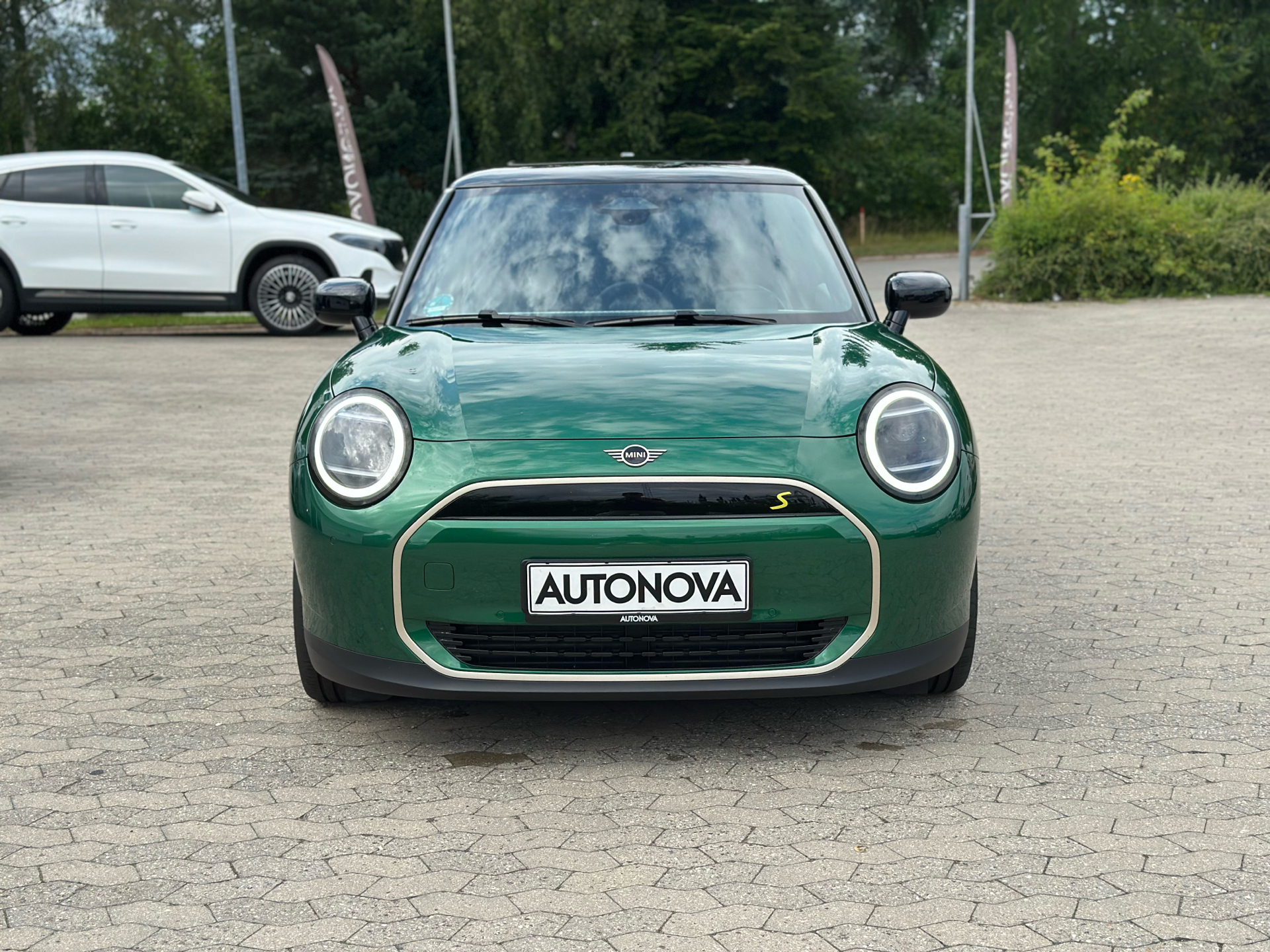 Billede af Mini Cooper SE EL Favoured Trim Option Level M 218HK 3d Aut.