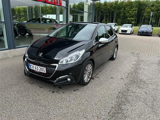 Peugeot 208 1,5 BlueHDi Prestige Sky 100HK 5d