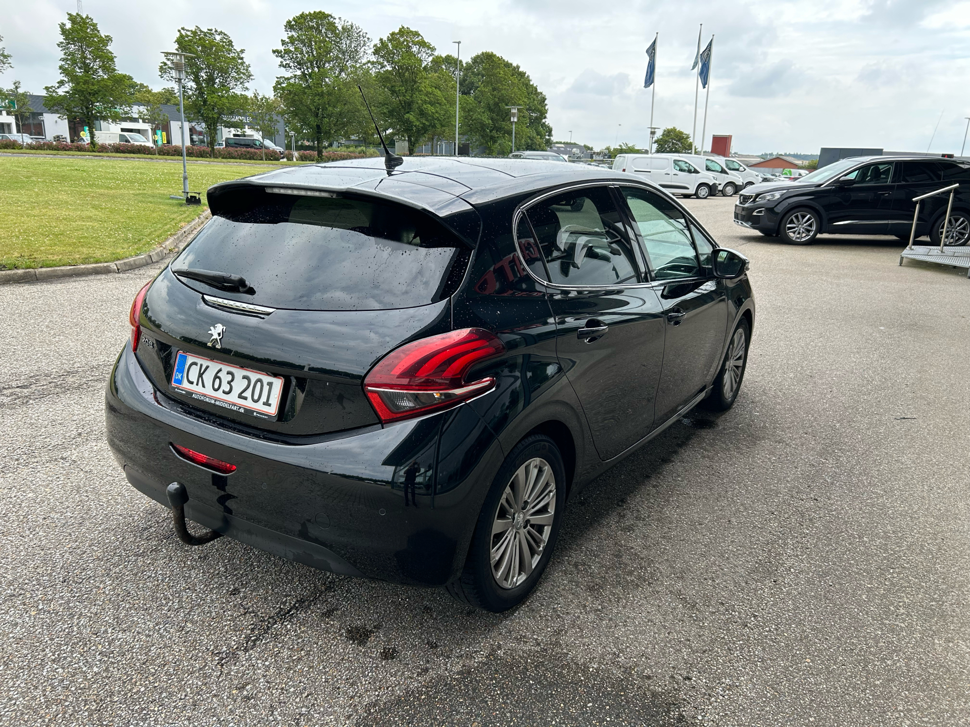 Billede af Peugeot 208 1,5 BlueHDi Prestige Sky 100HK 5d
