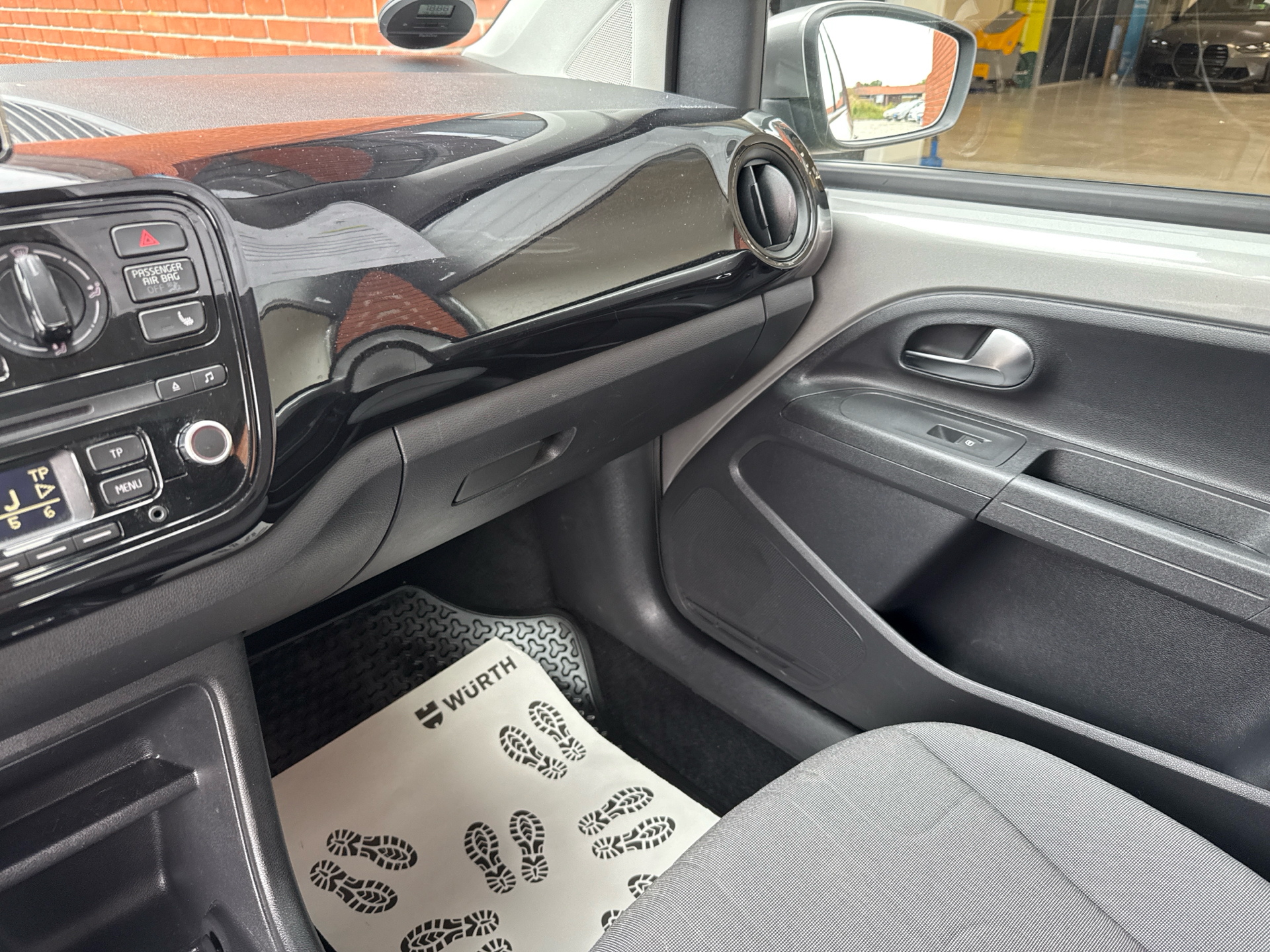 Billede af VW up 1,0 MPI BMT Move 60HK 5d