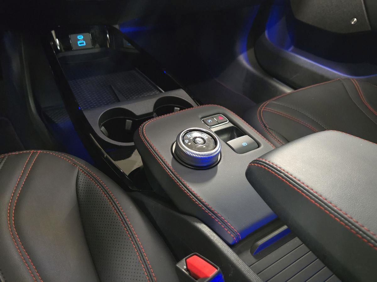 Billede af Ford Mustang Mach-E Van EL SR Premium 269HK Van Aut. 