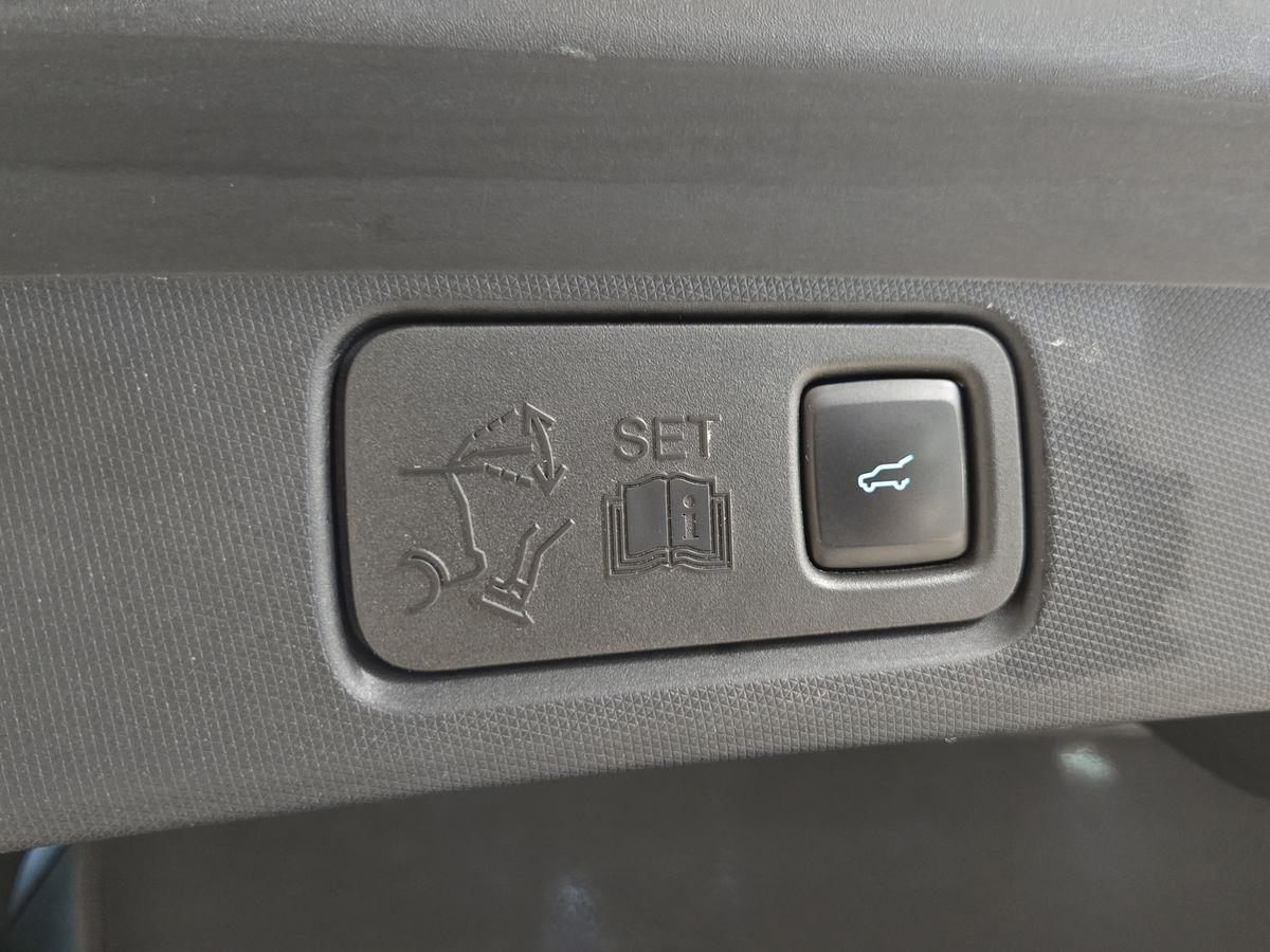 Billede af Ford Mustang Mach-E Van EL SR Premium 269HK Van Aut. 