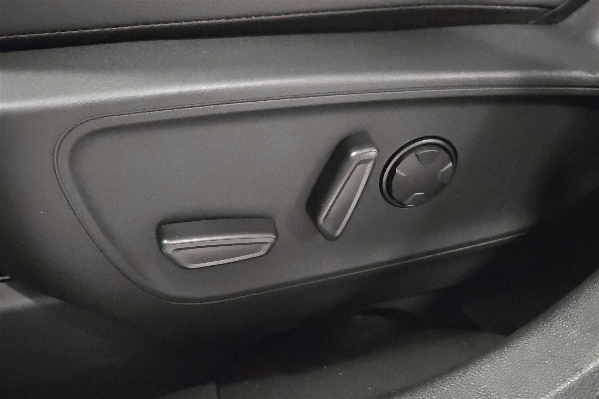 Billede af Ford Kuga Van 2,5 B/EL Active X CVT 243HK 5d Aut. 